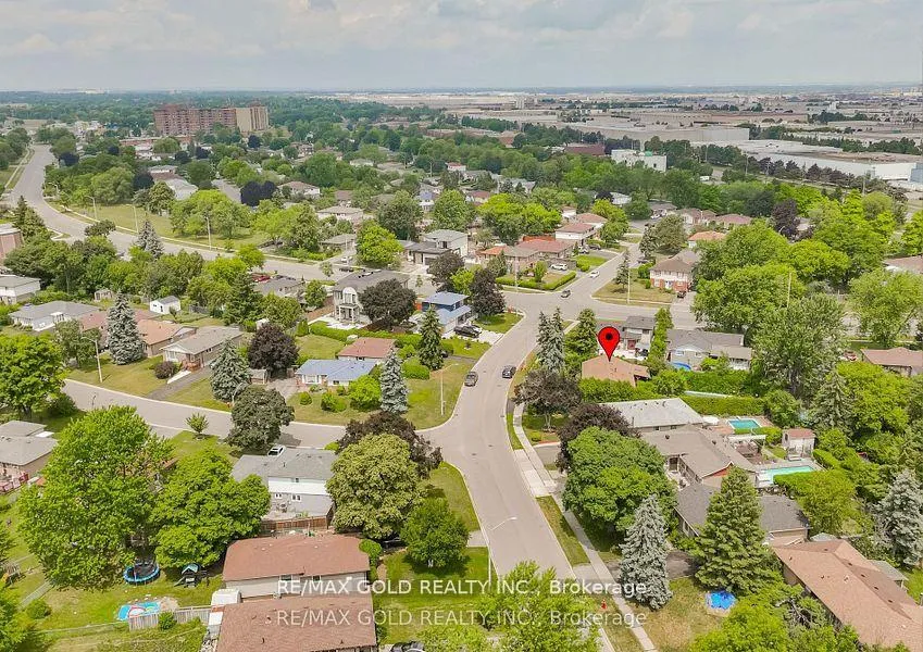 Photo 47 of 38 Duke Road, Brampton, Southgate — HOMEH