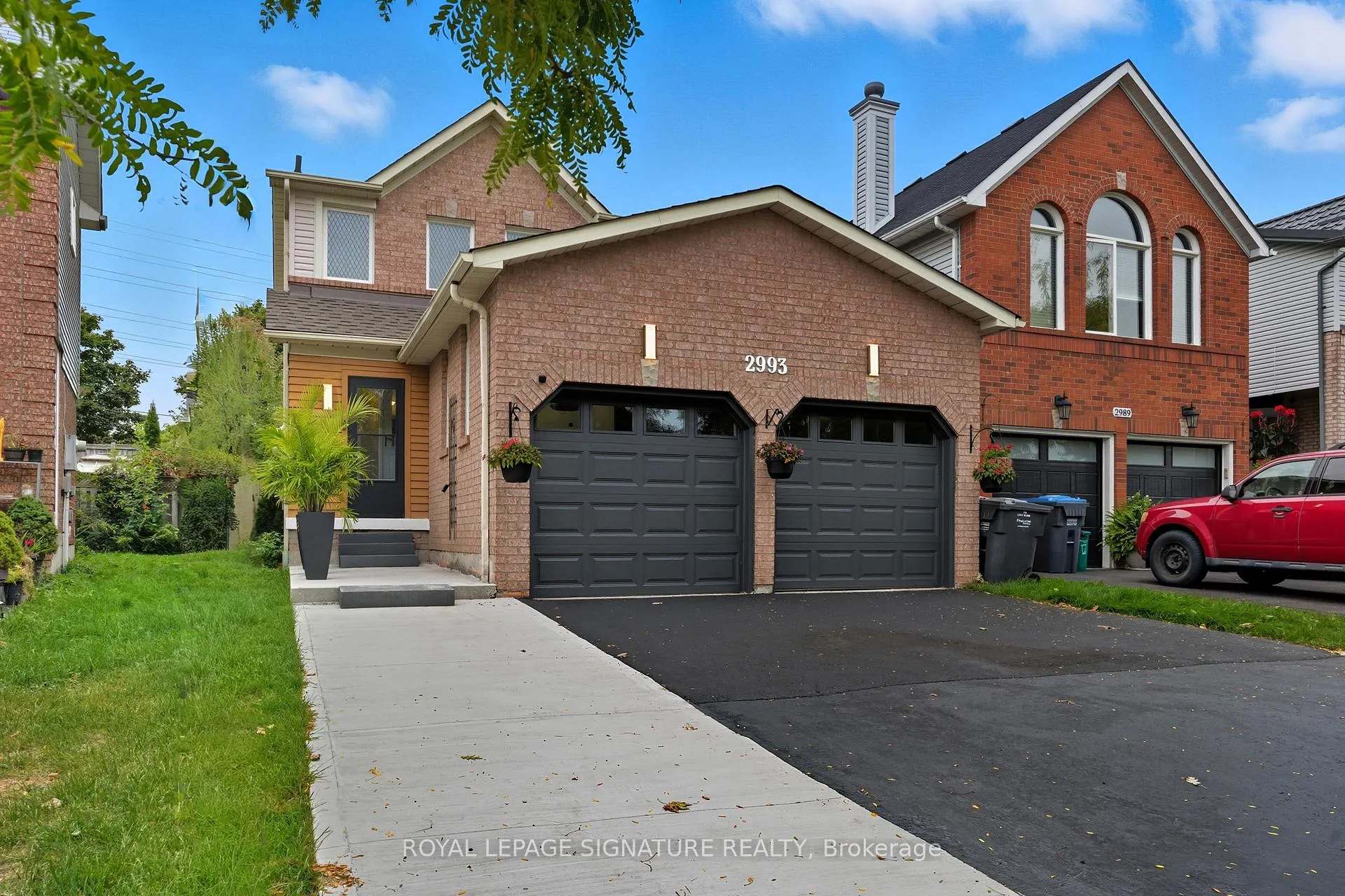 Front of 2993 Gulfstream Way
