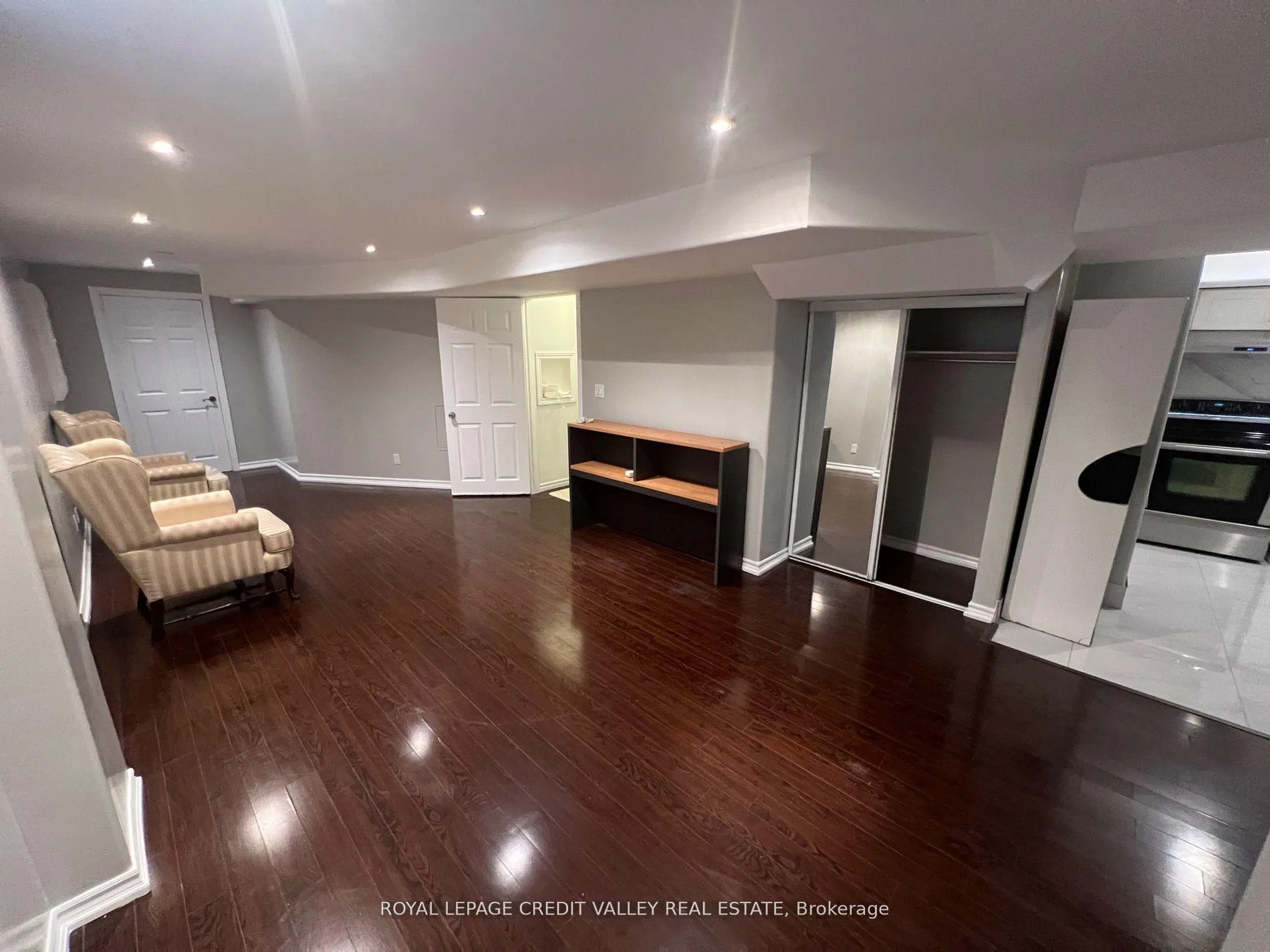 Photo 6 of Unit Bsmt, 7 Albright Road, Brampton, Fletcher's Creek Village — HOMEH