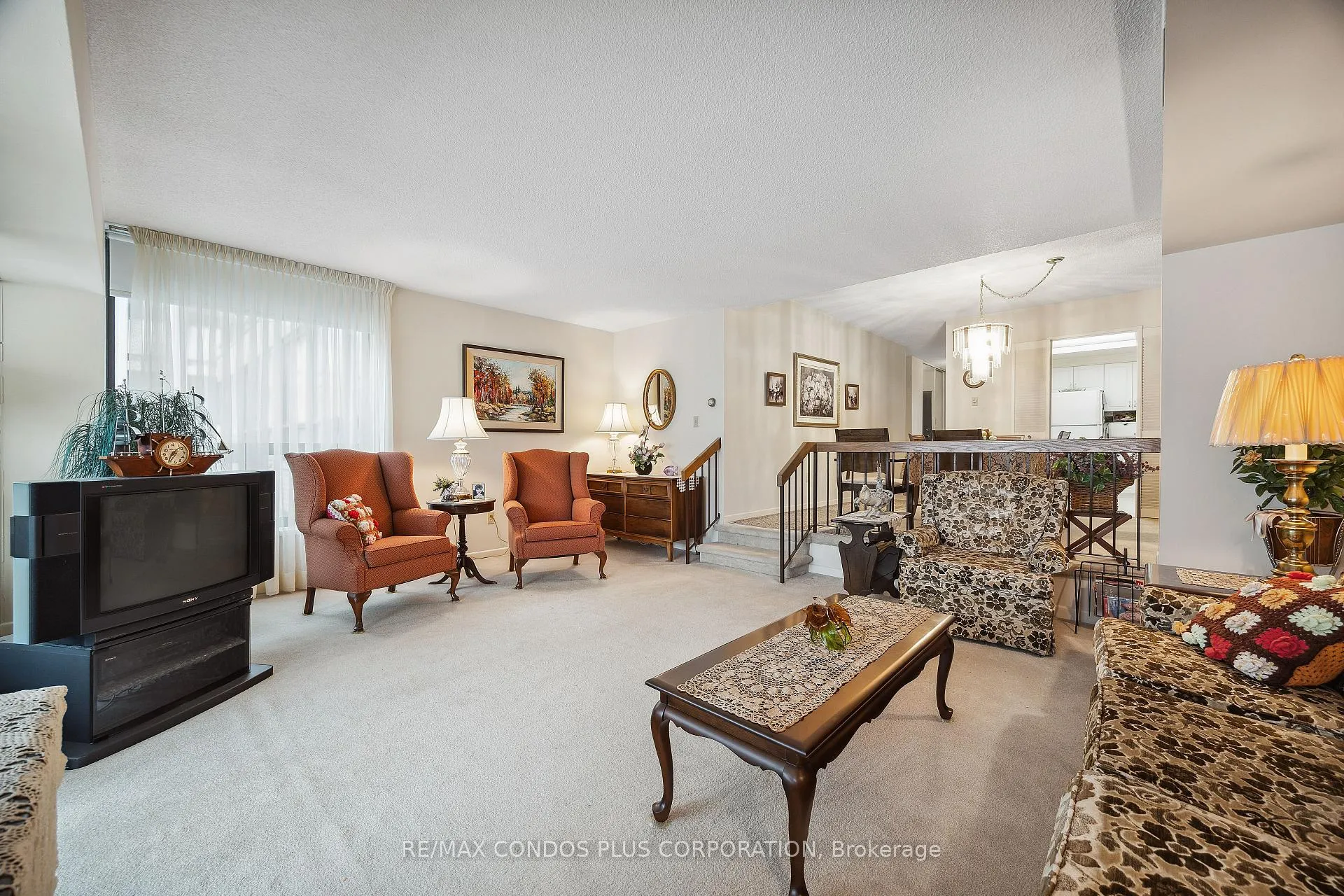 Front of Unit 902, 62 Wellesley Street W