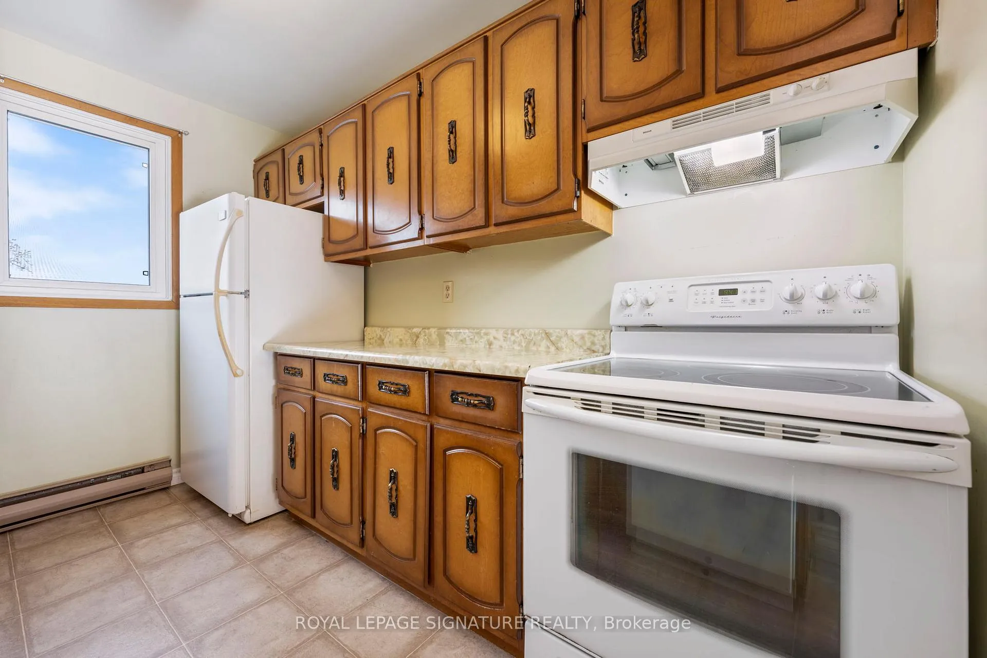 Photo 16 of Unit 5, 10 Montclair Crescent, Norfolk, Simcoe — HOMEH