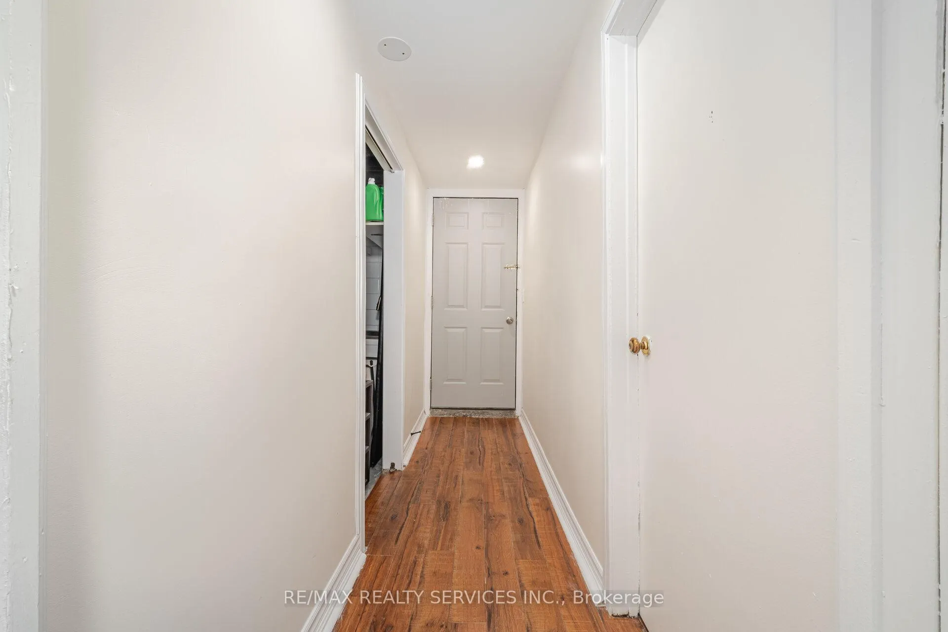 Photo 27 of 139 Rutherford Road N, Brampton, Madoc — HOMEH