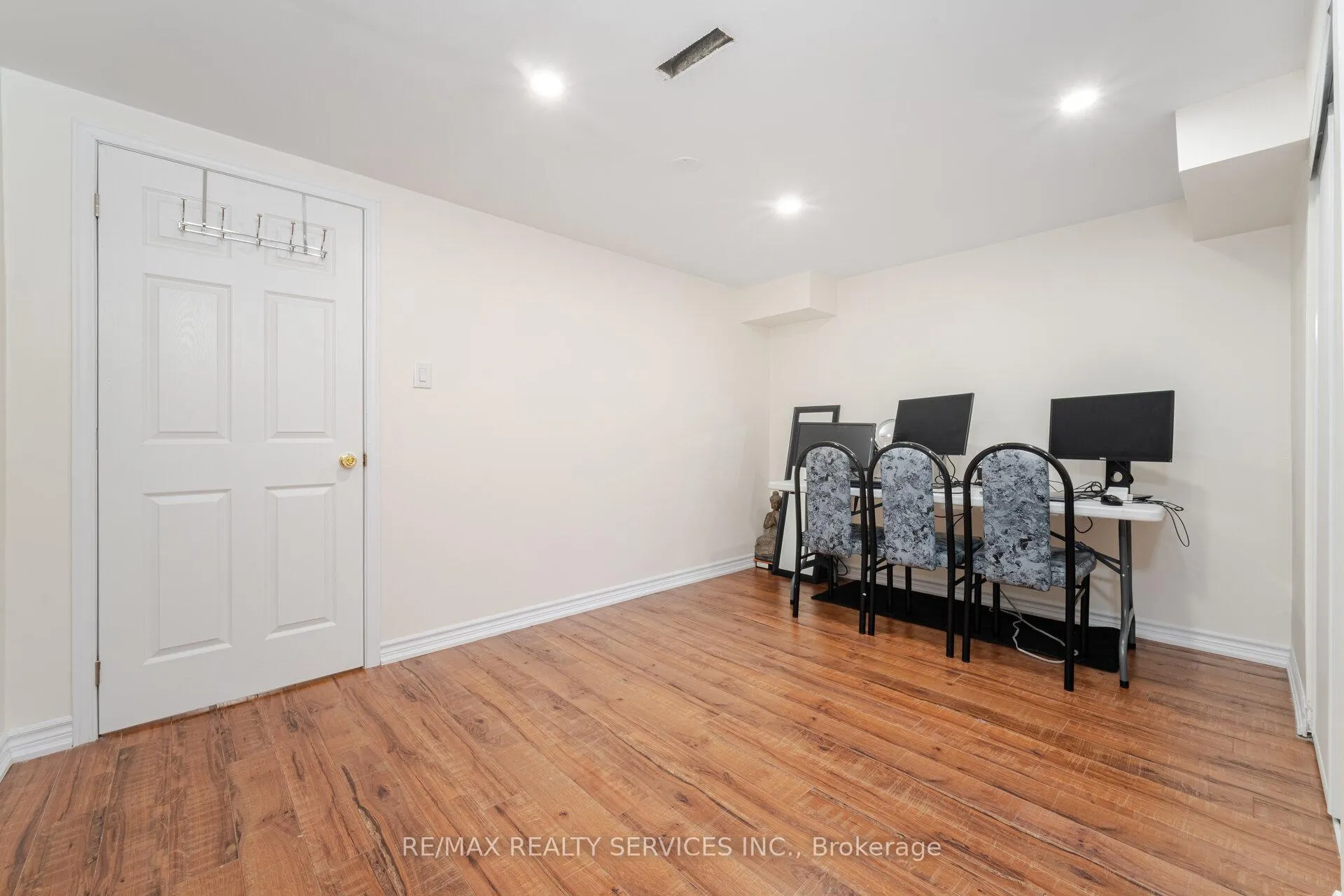 Photo 41 of 139 Rutherford Road N, Brampton, Madoc — HOMEH
