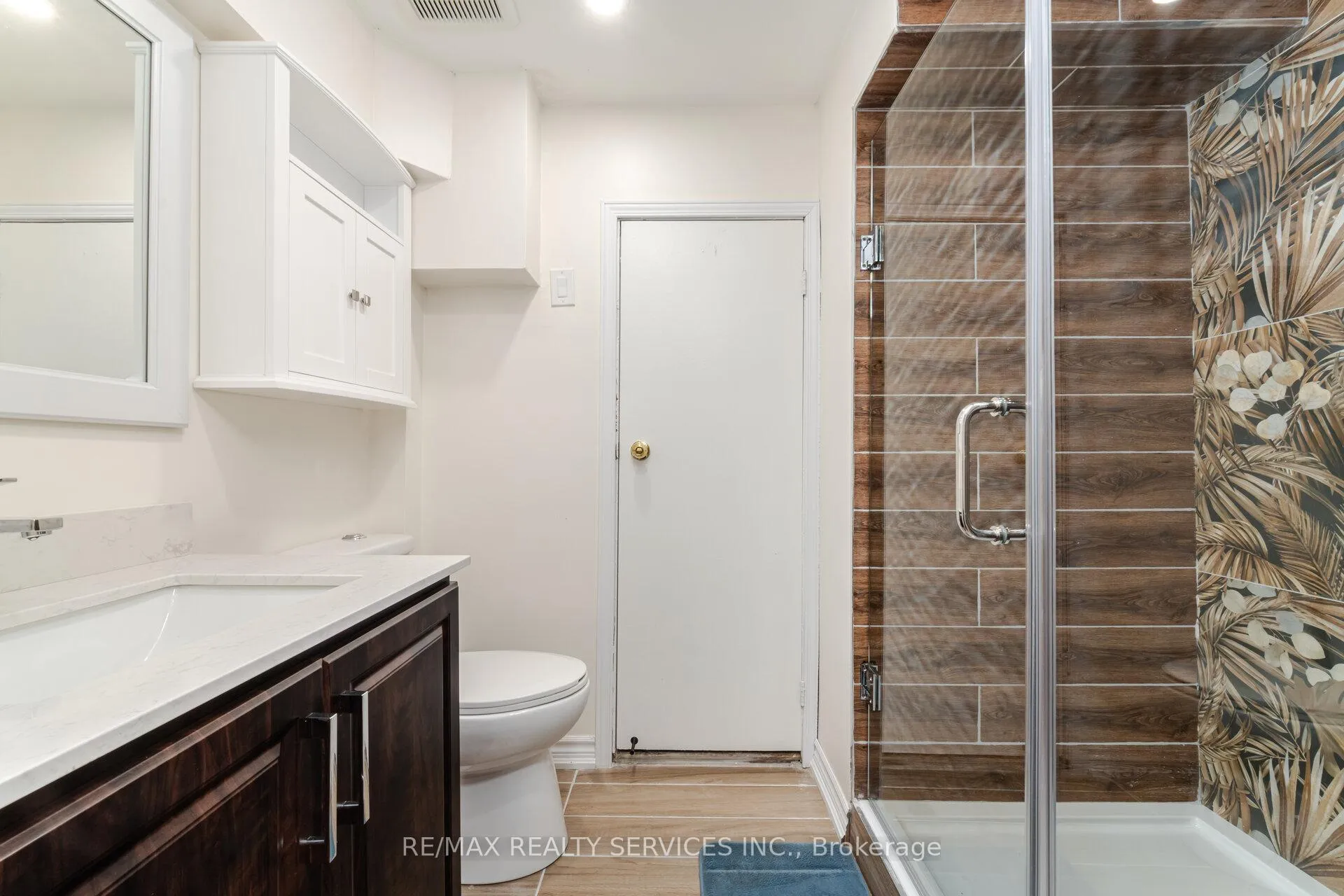 Photo 44 of 139 Rutherford Road N, Brampton, Madoc — HOMEH