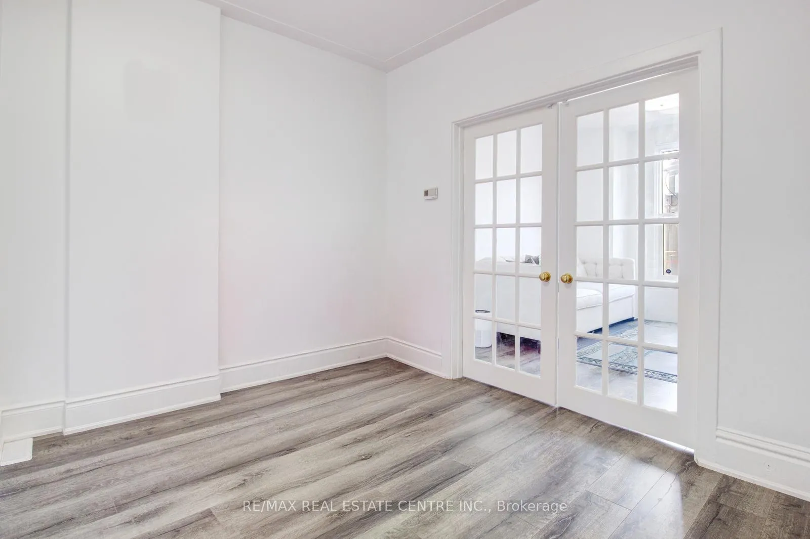 Photo 10 of 49 Wentworth #Main Street, Hamilton, Gibson — HOMEH