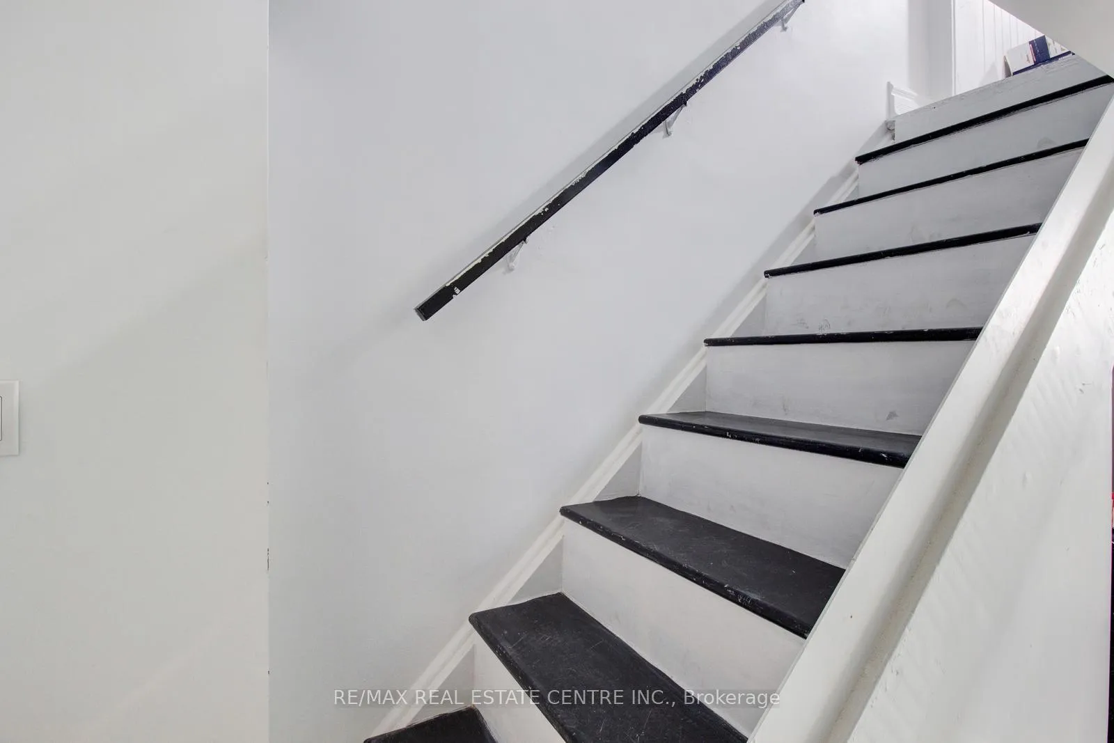 Photo 21 of 49 Wentworth #Main Street, Hamilton, Gibson — HOMEH