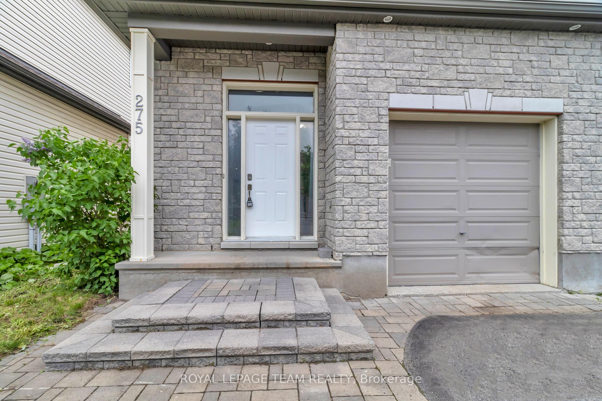 Photo 2 of 275 Broxburn Crescent, Ottawa, Barrhaven - Heritage Park — HOMEH