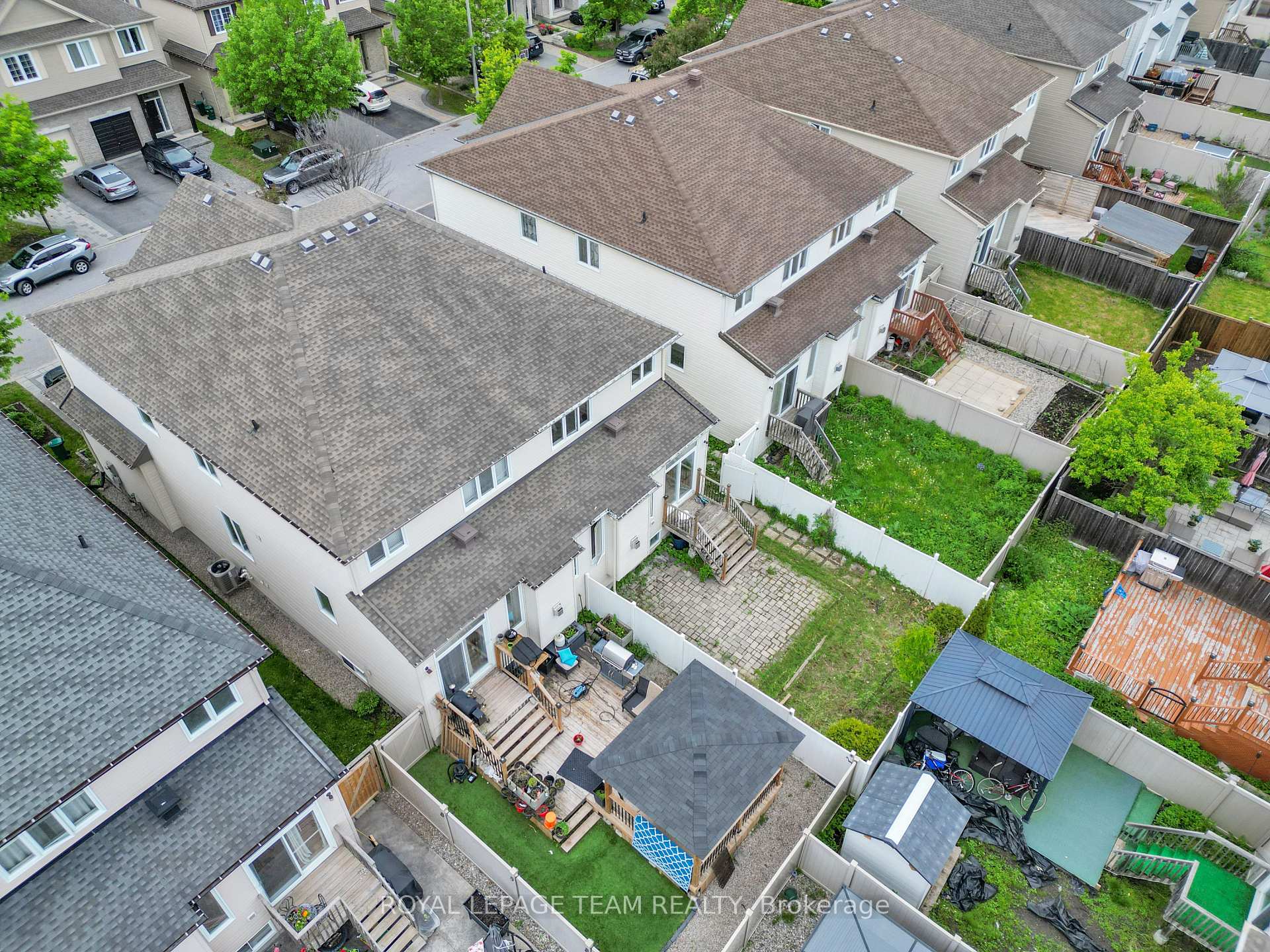 Photo 31 of 275 Broxburn Crescent, Ottawa, Barrhaven - Heritage Park — HOMEH