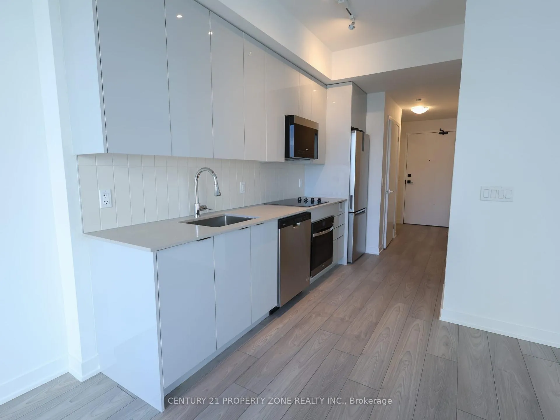 Photo 4 of Unit 2130, 498 Caldari Road, Vaughan, Concord — HOMEH