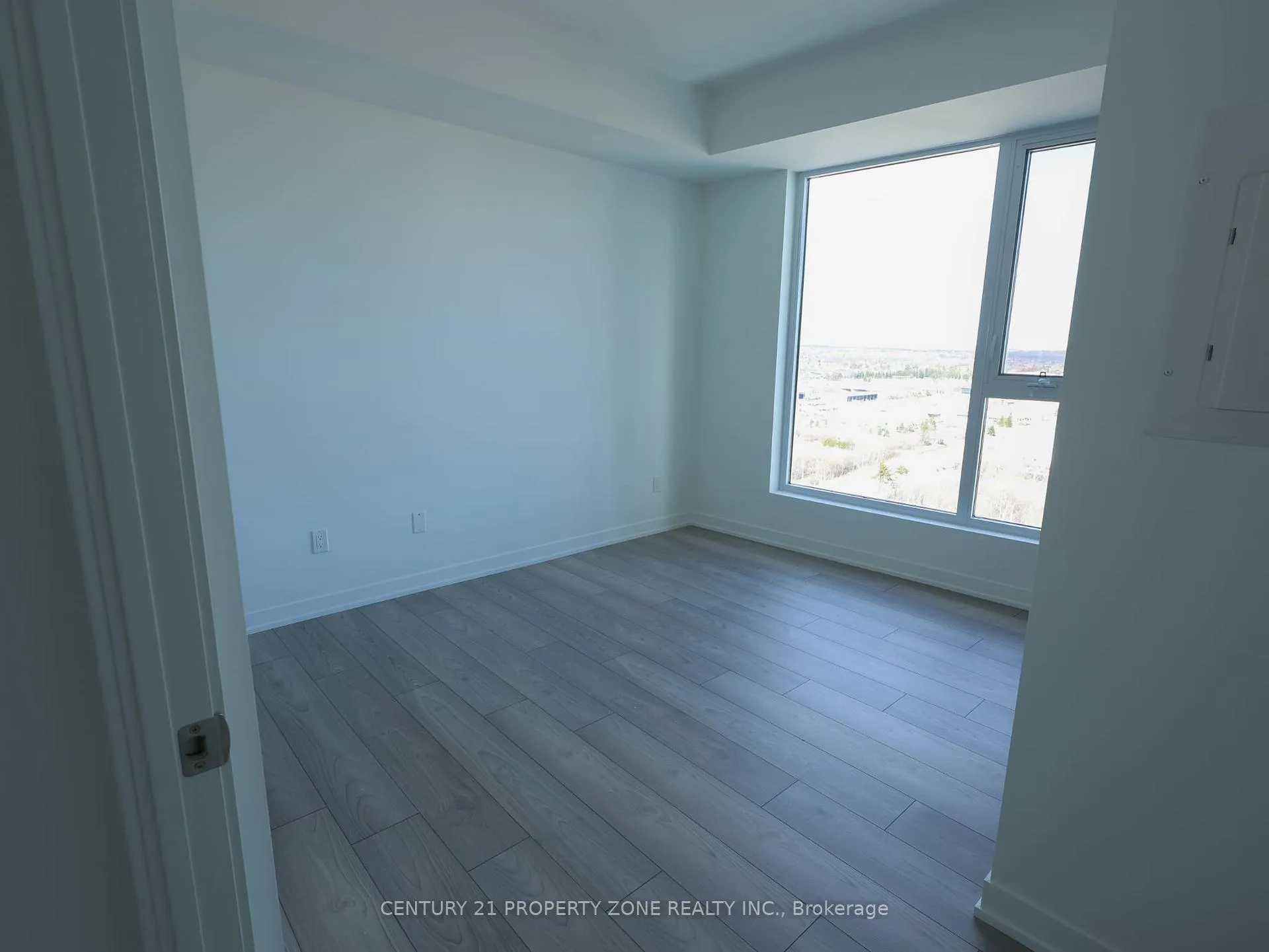 Photo 13 of Unit 2130, 498 Caldari Road, Vaughan, Concord — HOMEH