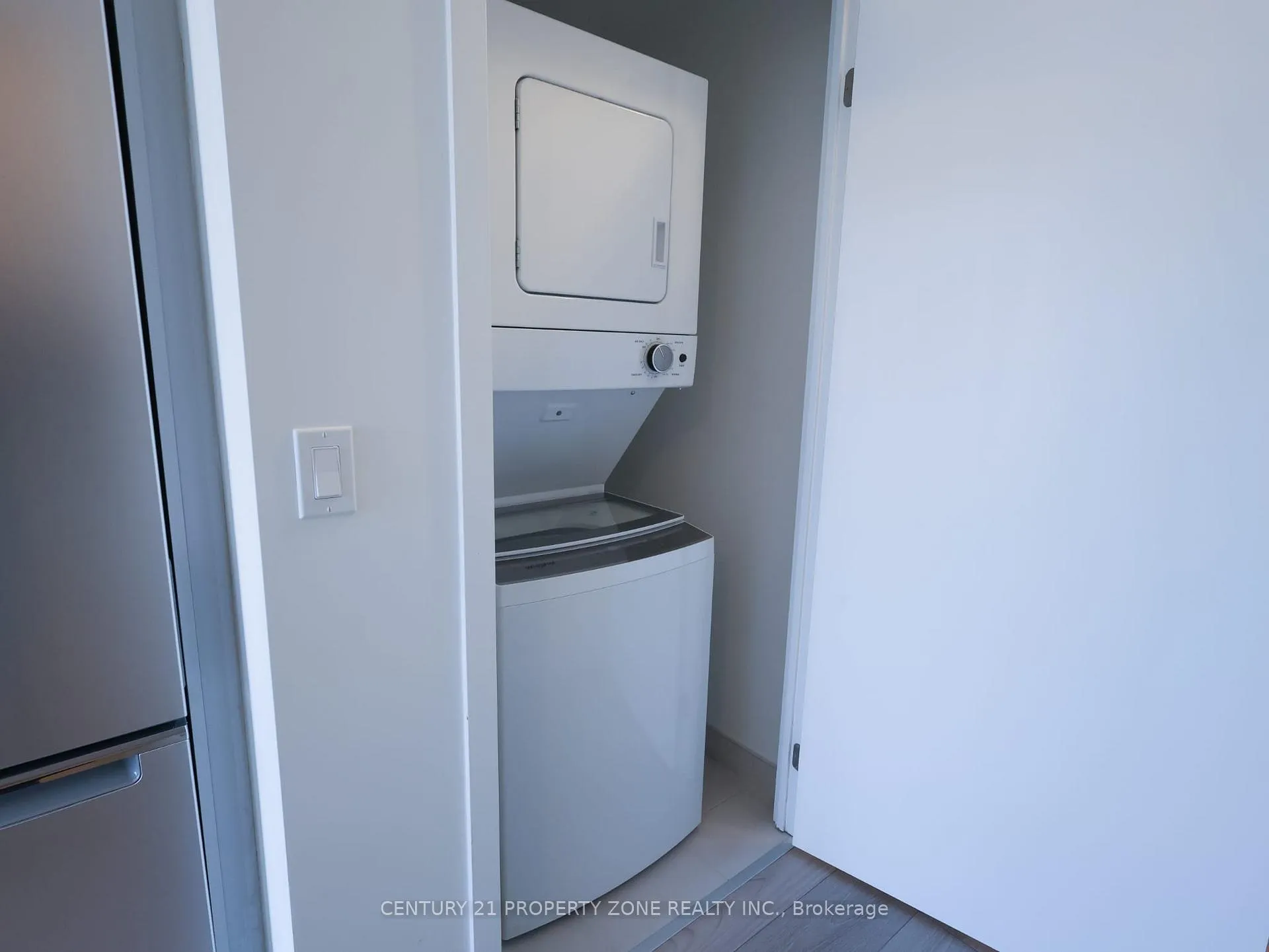 Photo 15 of Unit 2130, 498 Caldari Road, Vaughan, Concord — HOMEH