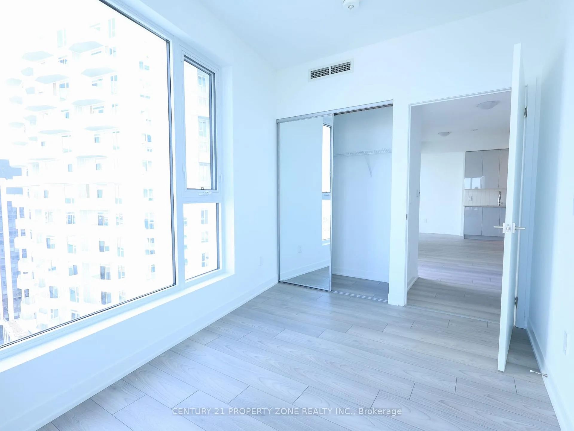 Photo 16 of Unit 2130, 498 Caldari Road, Vaughan, Concord — HOMEH