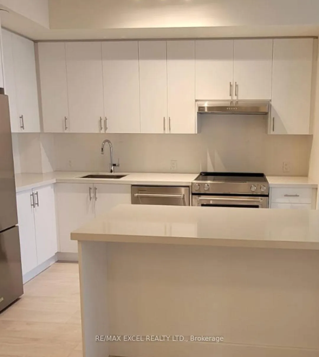 Photo 2 of Unit 511, 27 korda Gate, Vaughan, Vellore Village — HOMEH