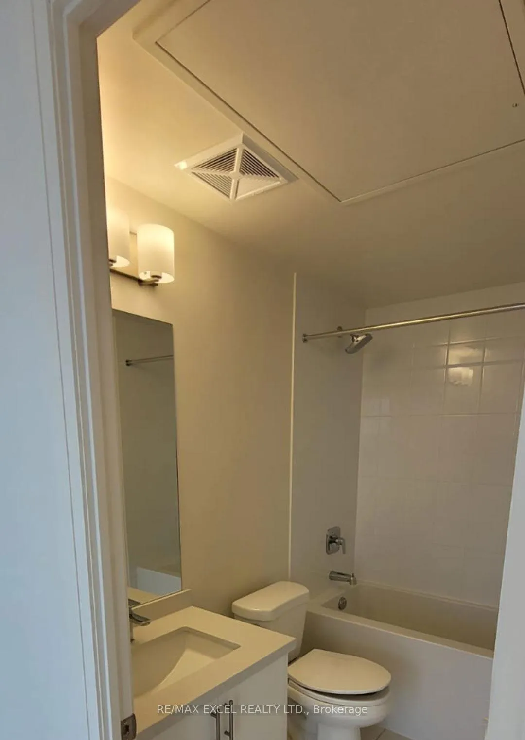 Photo 8 of Unit 511, 27 korda Gate, Vaughan, Vellore Village — HOMEH