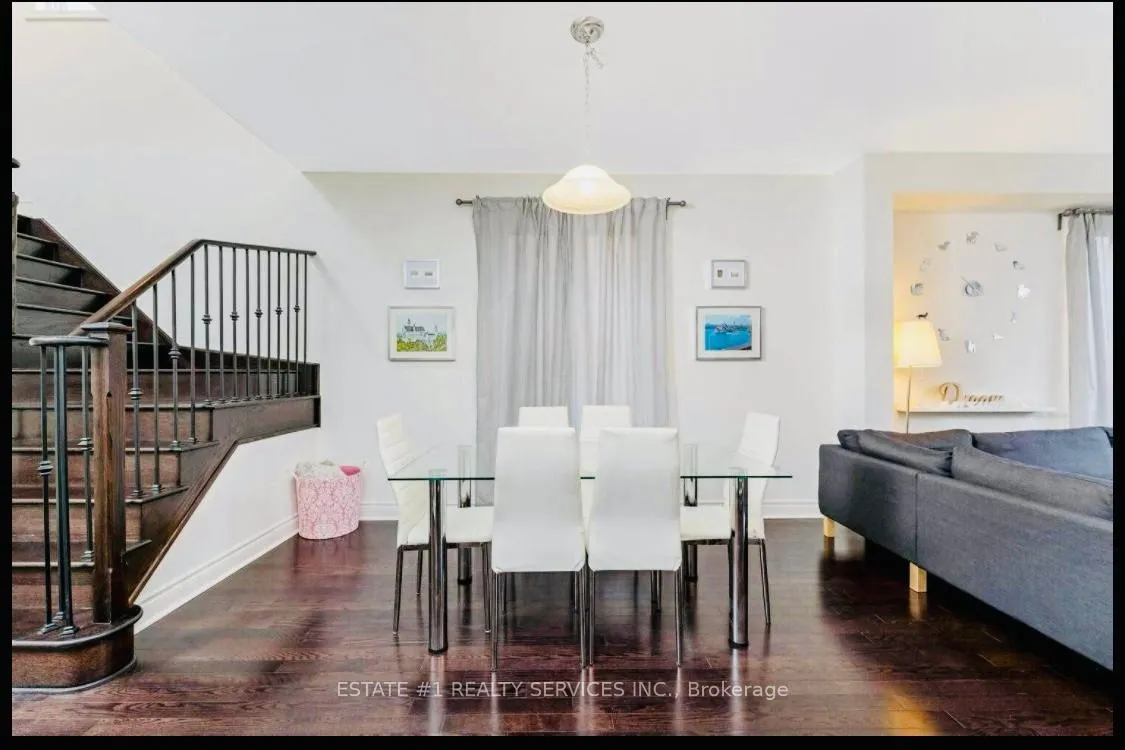 Photo 15 of 59 Dunley Crescent, Brampton, Credit Valley — HOMEH