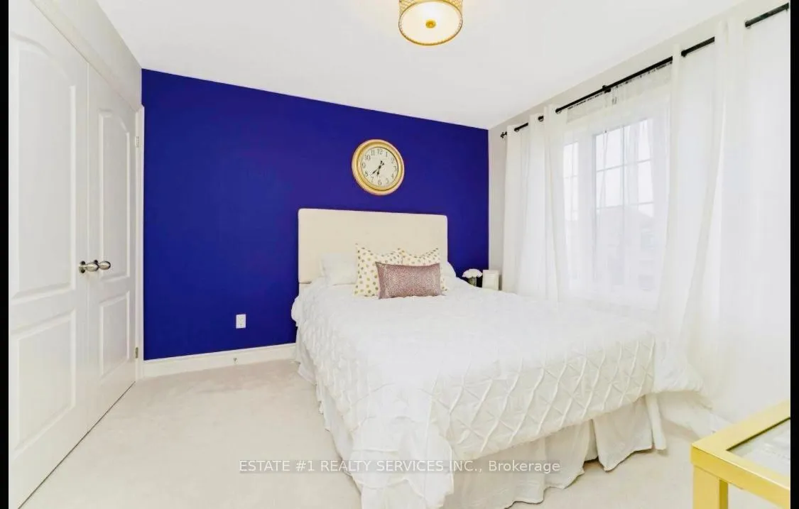 Photo 17 of 59 Dunley Crescent, Brampton, Credit Valley — HOMEH