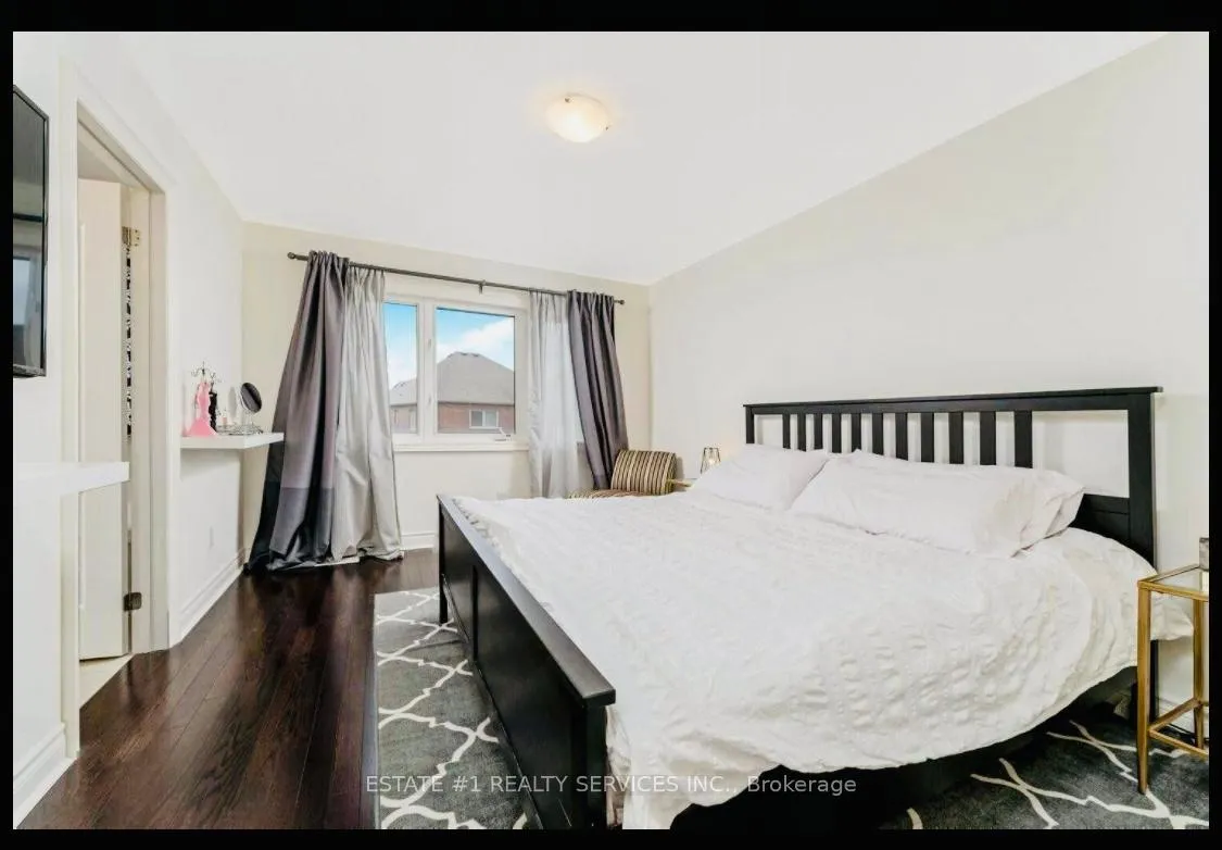 Photo 19 of 59 Dunley Crescent, Brampton, Credit Valley — HOMEH