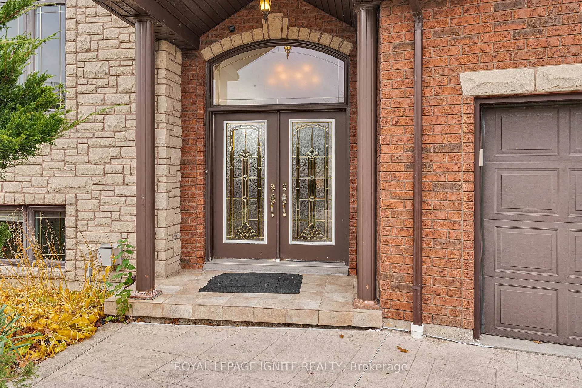 Photo 5 of 9617 Manitou Crescent, Windsor — HOMEH