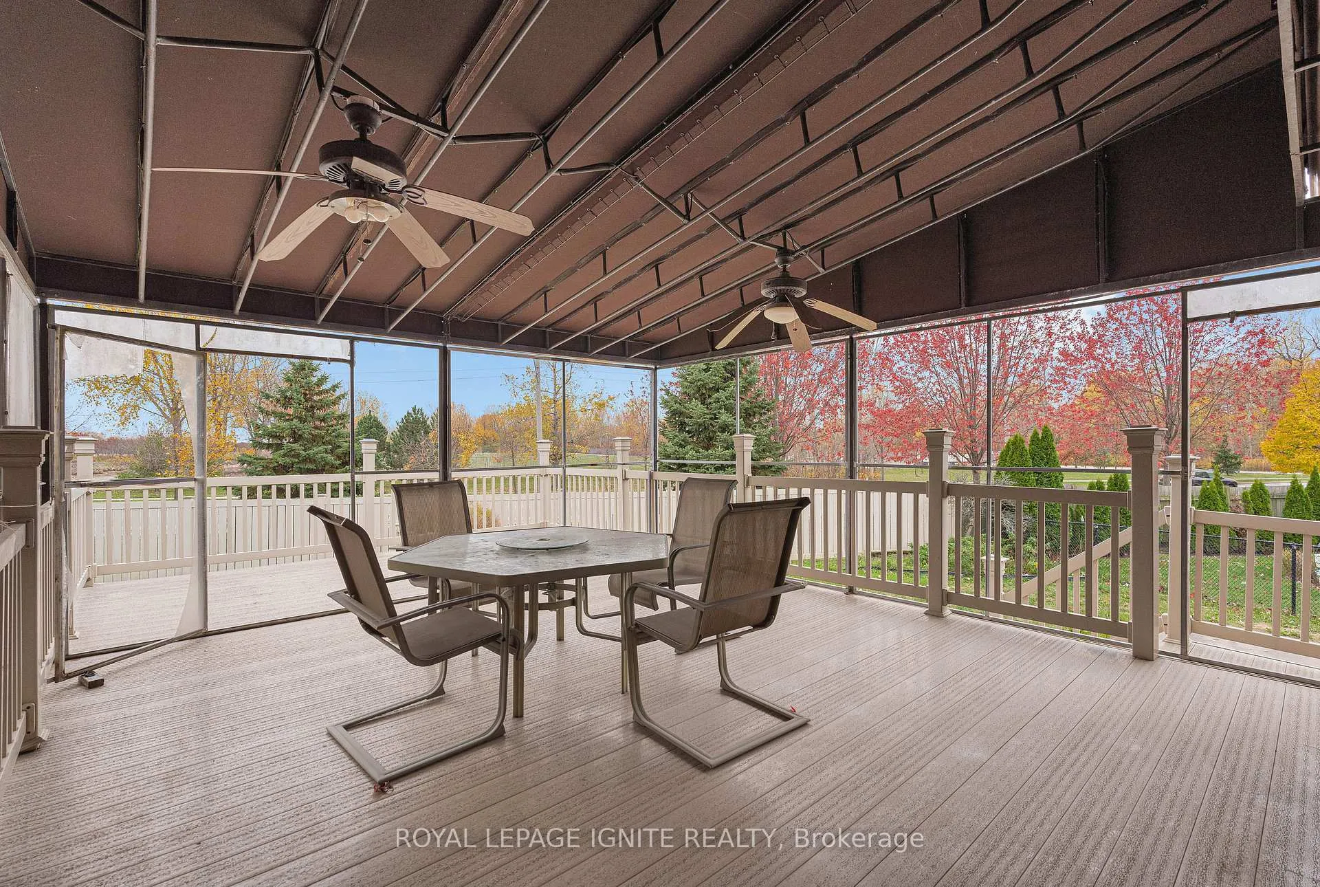 Photo 11 of 9617 Manitou Crescent, Windsor — HOMEH