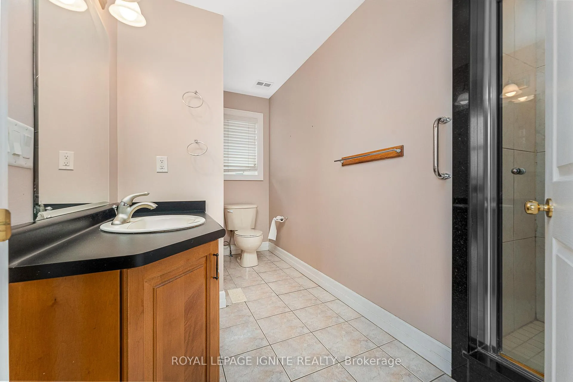 Photo 29 of 9617 Manitou Crescent, Windsor — HOMEH
