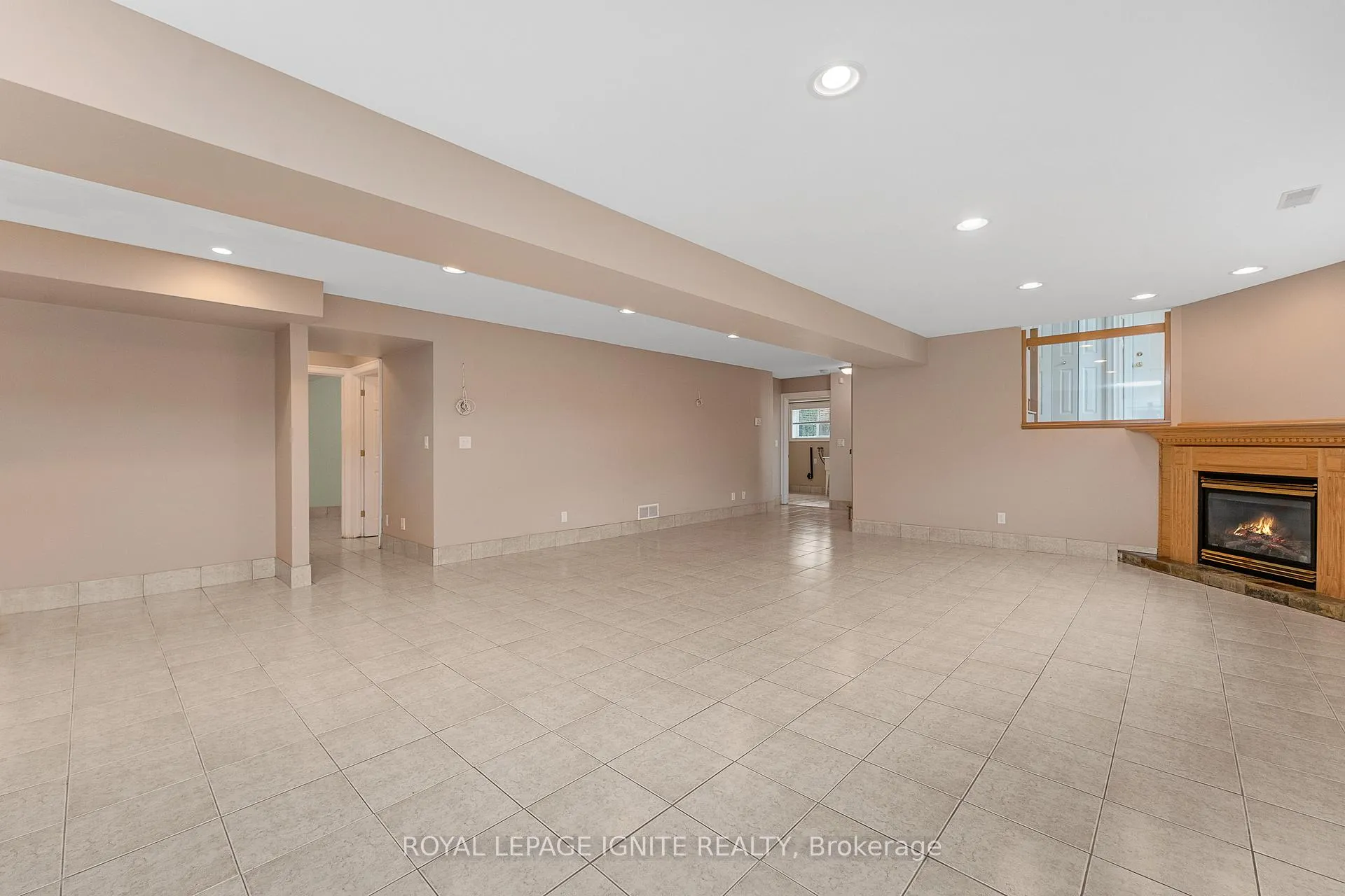 Photo 37 of 9617 Manitou Crescent, Windsor — HOMEH