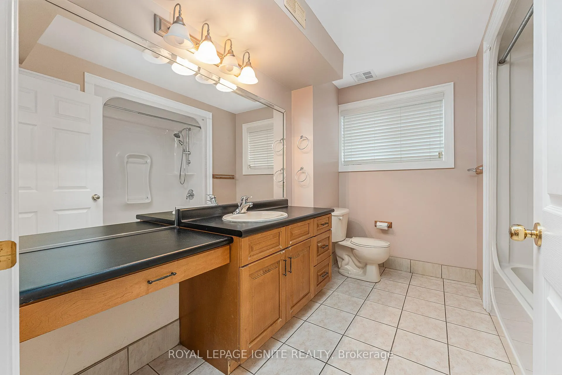 Photo 43 of 9617 Manitou Crescent, Windsor — HOMEH