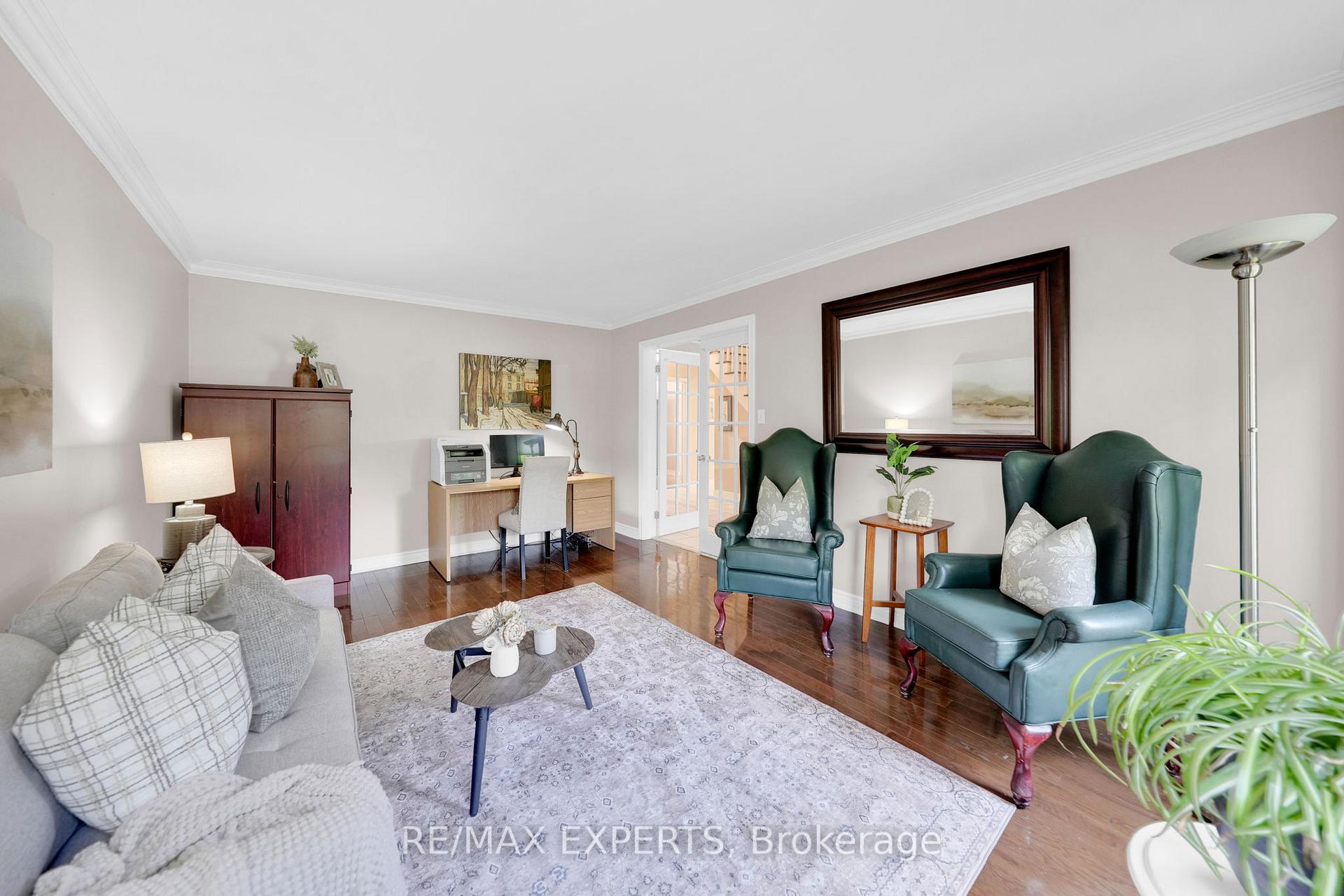 Photo 6 of 60 Taylorwood Avenue, Caledon, Bolton North — HOMEH