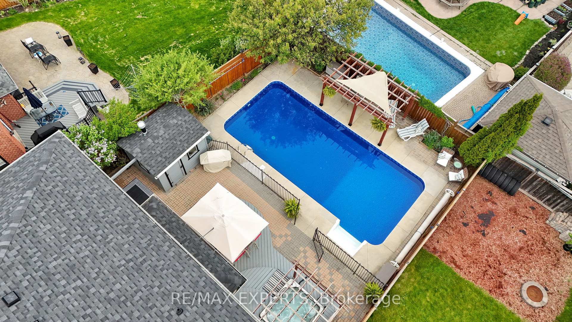 Photo 43 of 60 Taylorwood Avenue, Caledon, Bolton North — HOMEH