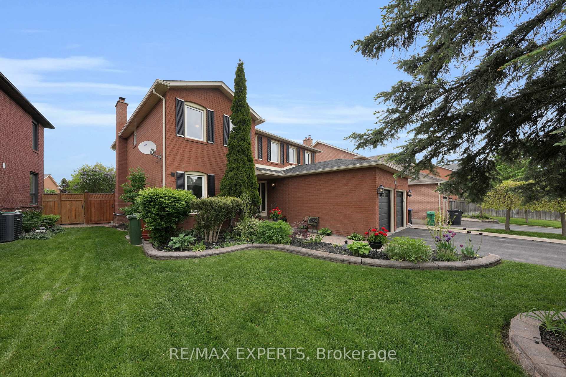 Photo 45 of 60 Taylorwood Avenue, Caledon, Bolton North — HOMEH