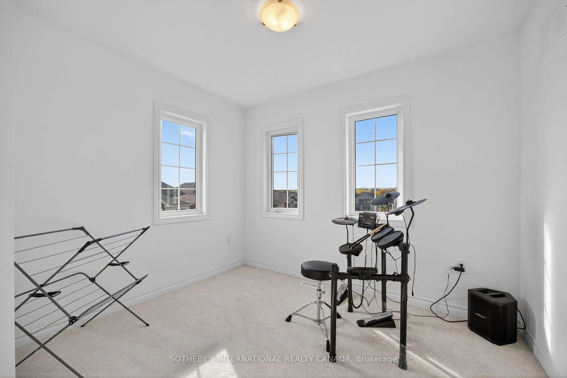 Photo 28 of 65 Harvest Crescent, Barrie, Rural Barrie Southeast — HOMEH