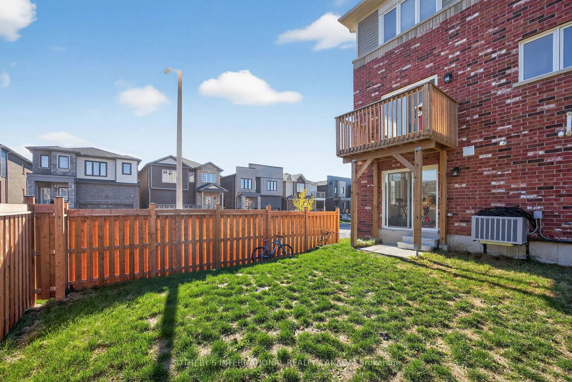 Photo 32 of 65 Harvest Crescent, Barrie, Rural Barrie Southeast — HOMEH