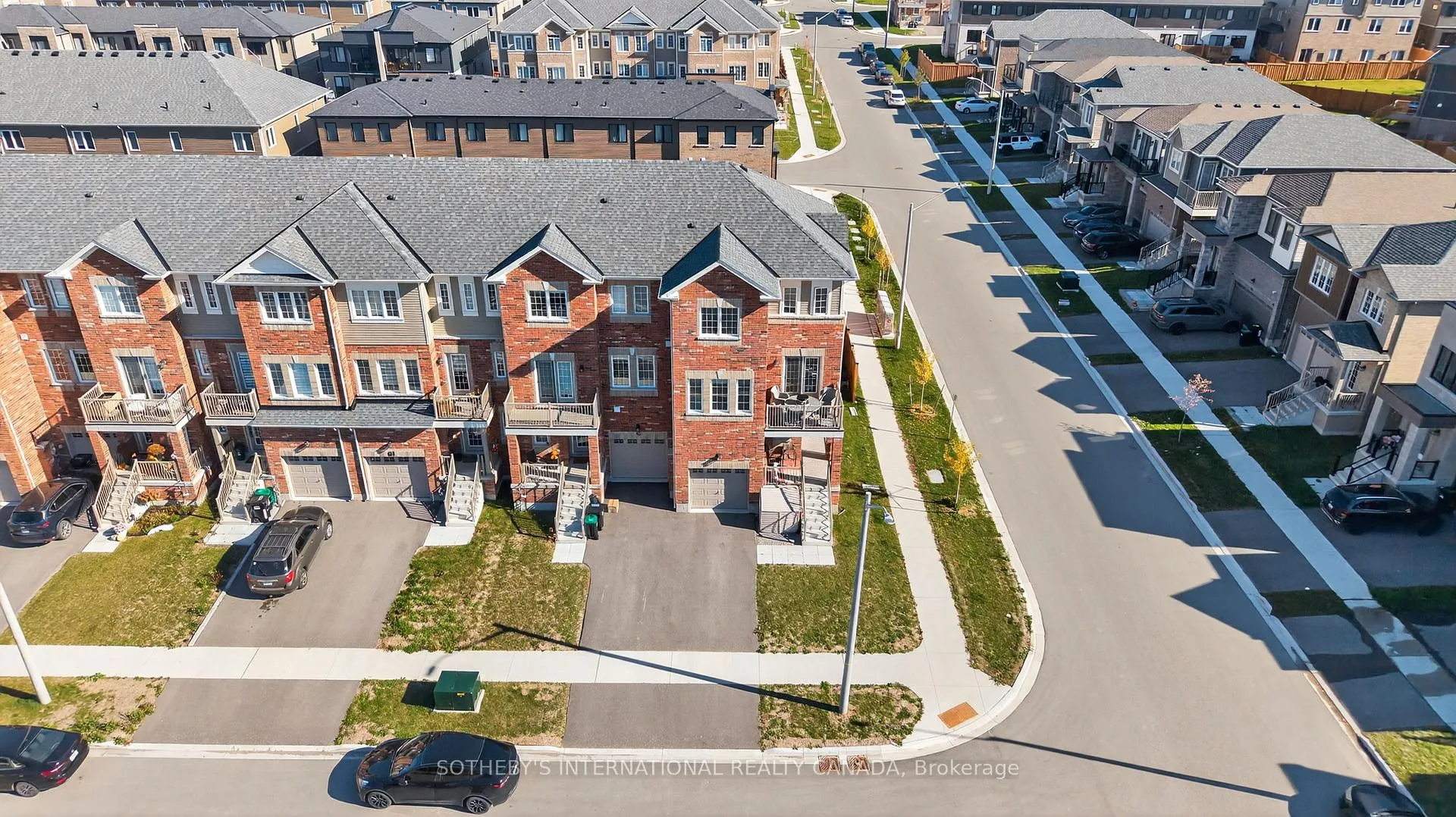 Photo 36 of 65 Harvest Crescent, Barrie, Rural Barrie Southeast — HOMEH