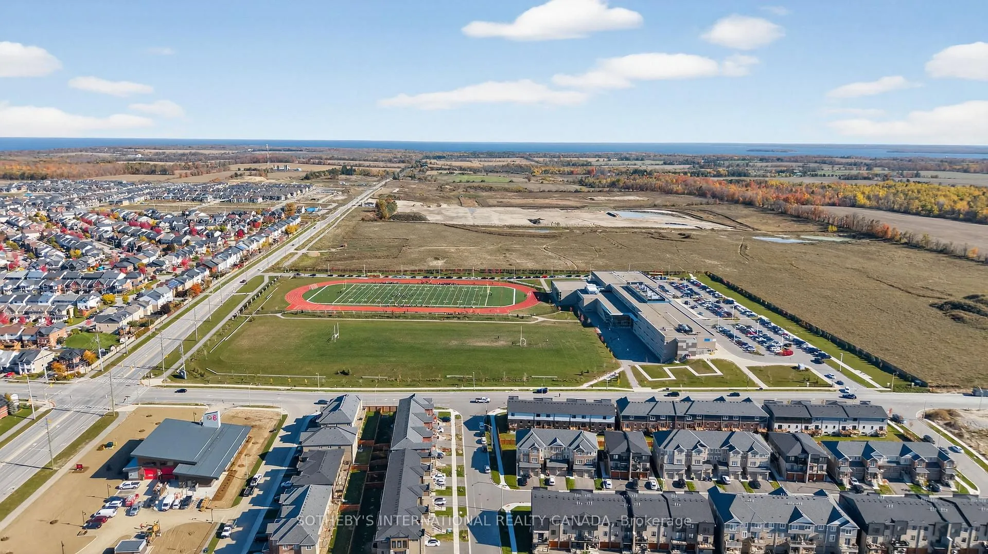 Photo 39 of 65 Harvest Crescent, Barrie, Rural Barrie Southeast — HOMEH