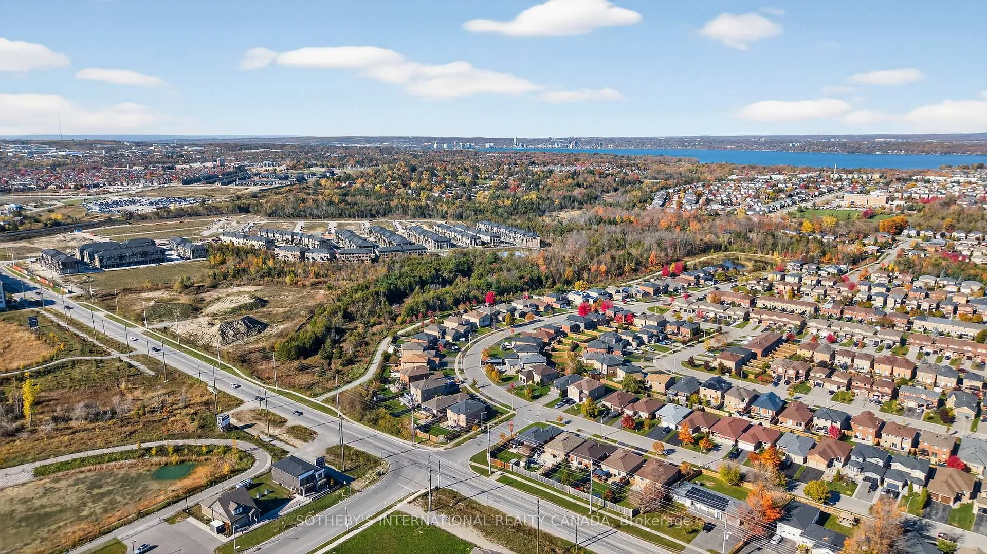 Photo 40 of 65 Harvest Crescent, Barrie, Rural Barrie Southeast — HOMEH