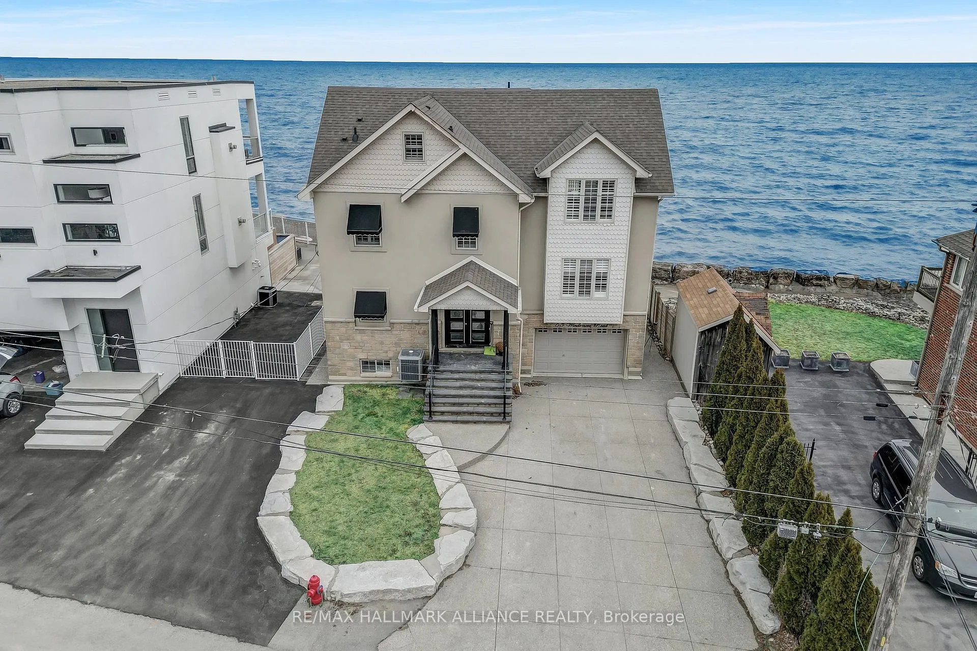 Photo 1 of 53 Windemere Road, Hamilton, Stoney Creek — HOMEH