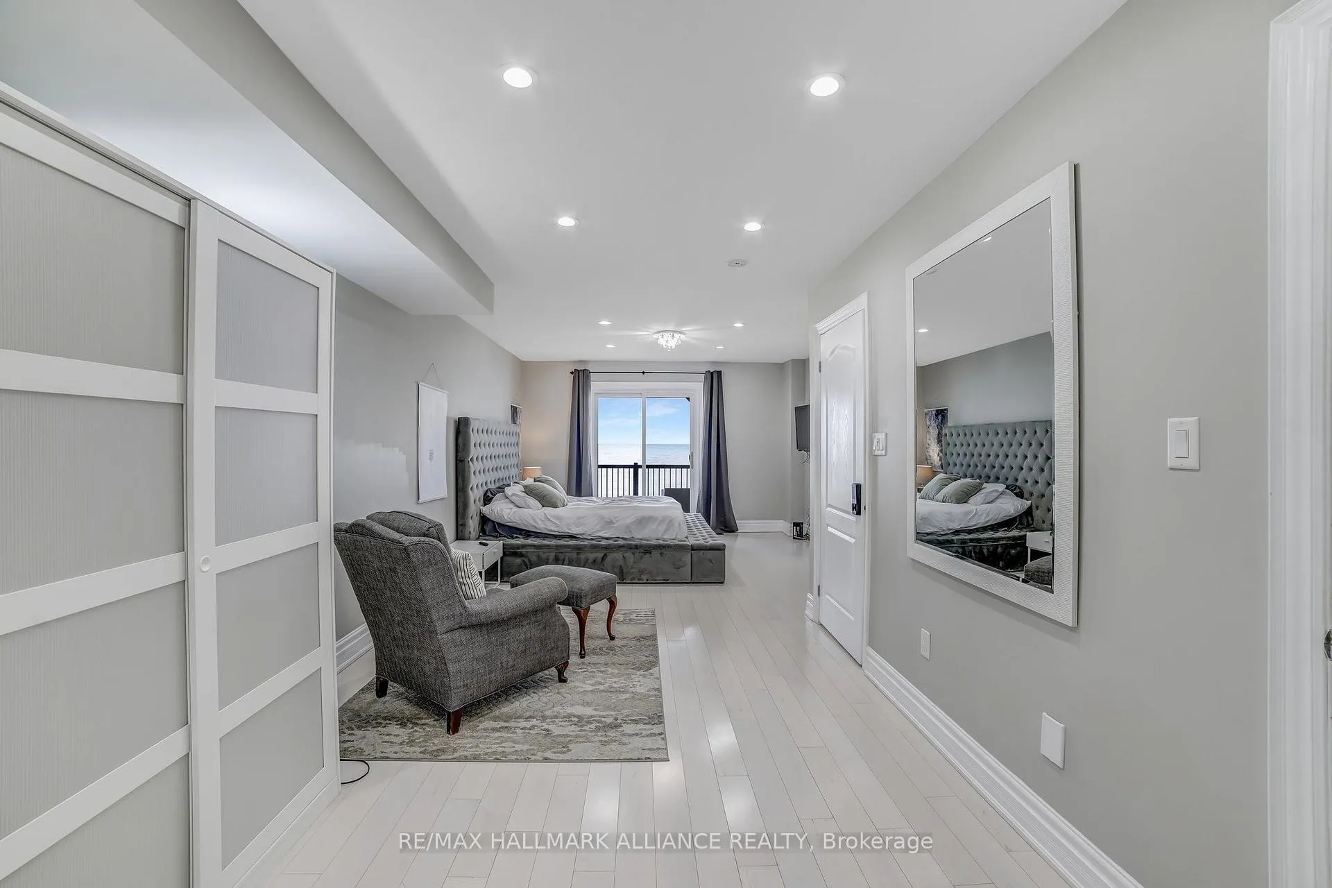 Photo 21 of 53 Windemere Road, Hamilton, Stoney Creek — HOMEH