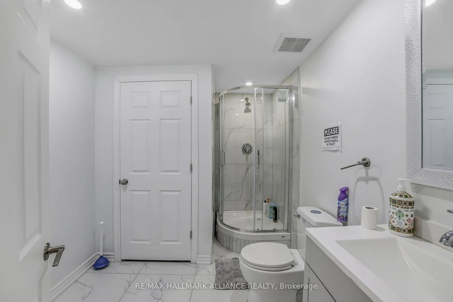 Photo 36 of 53 Windemere Road, Hamilton, Stoney Creek — HOMEH