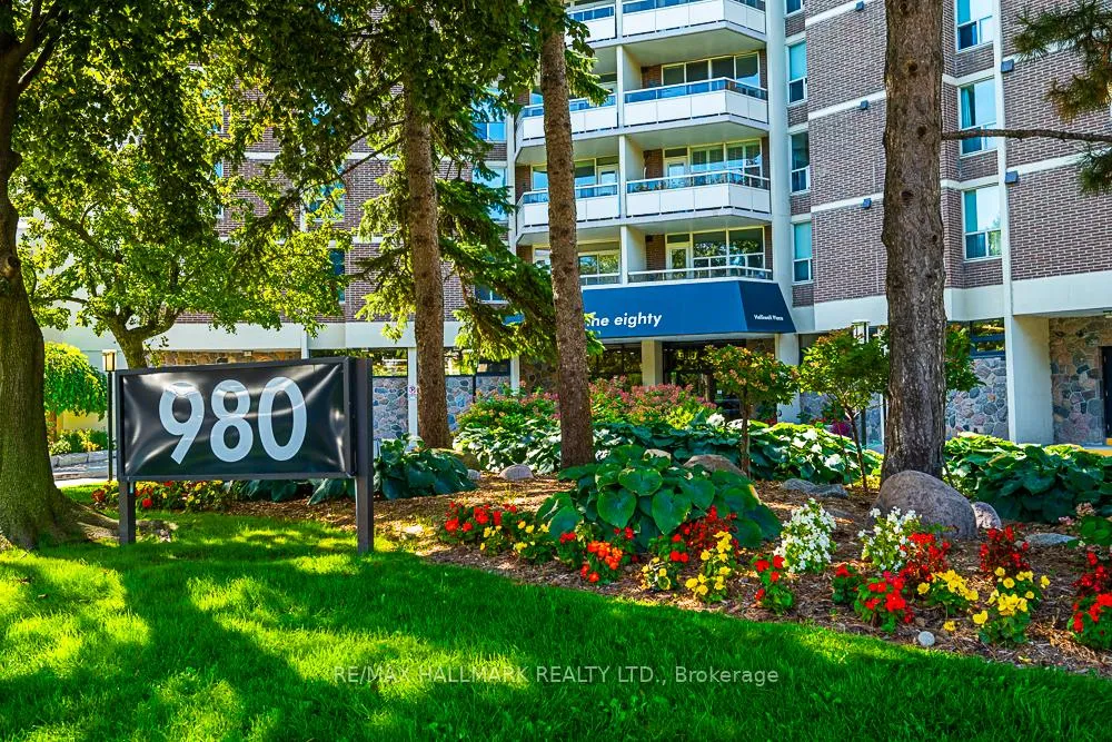 Photo 2 of Unit 504, 980 Broadview Avenue, Toronto, Broadview North — HOMEH