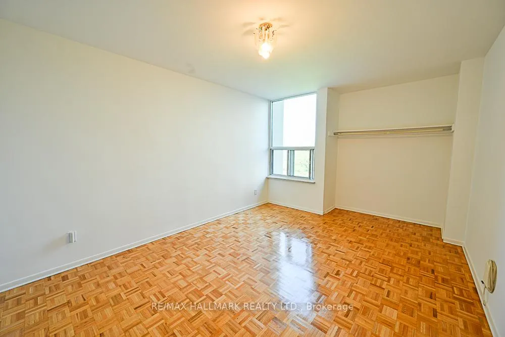 Photo 13 of Unit 504, 980 Broadview Avenue, Toronto, Broadview North — HOMEH