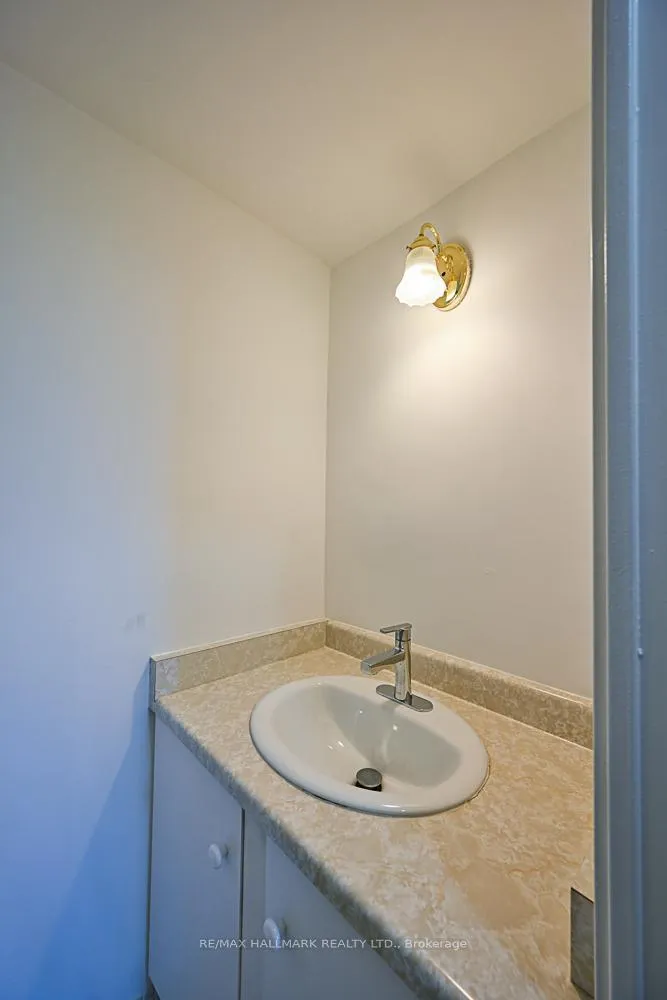 Photo 17 of Unit 504, 980 Broadview Avenue, Toronto, Broadview North — HOMEH