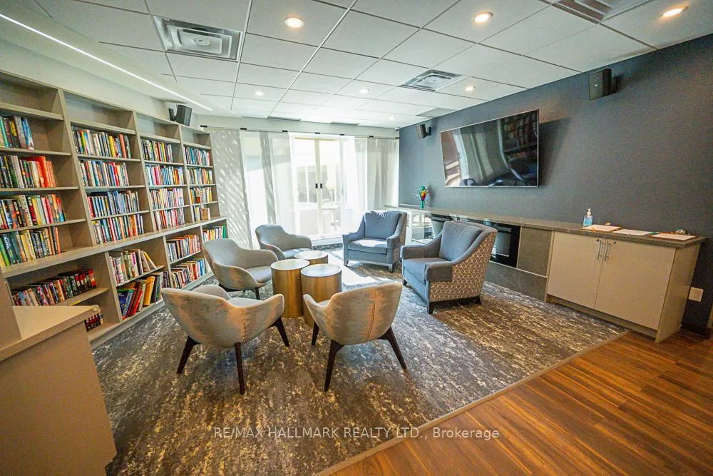 Photo 22 of Unit 504, 980 Broadview Avenue, Toronto, Broadview North — HOMEH
