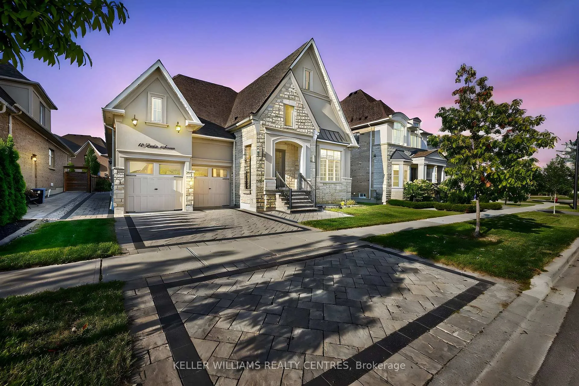 Front of 10 Larkin Avenue