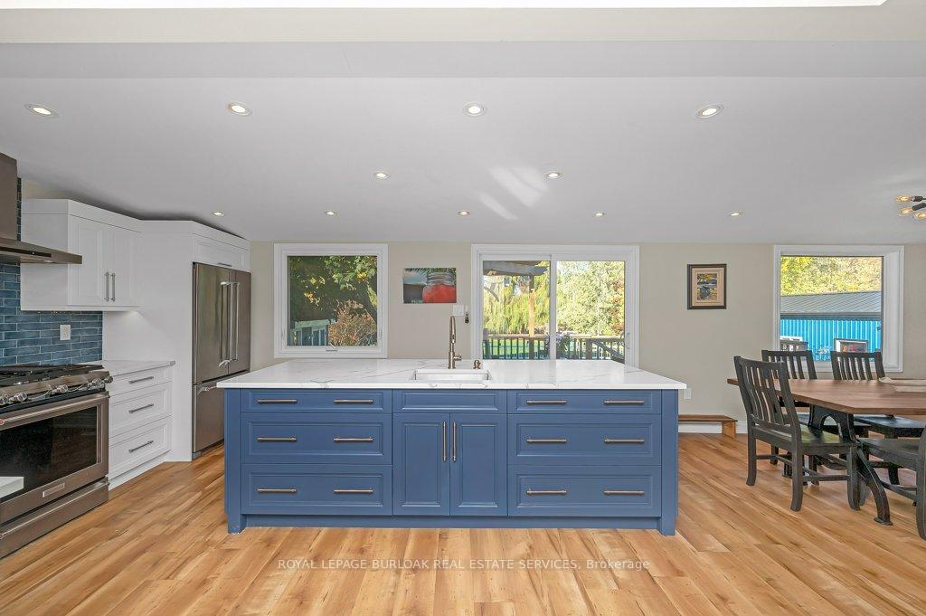 Photo 9 of 120 Woolverton Road, Grimsby, Grimsby Escarpment — HOMEH