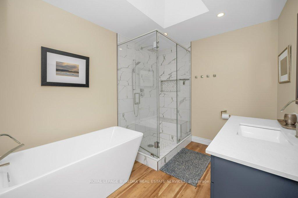Photo 18 of 120 Woolverton Road, Grimsby, Grimsby Escarpment — HOMEH