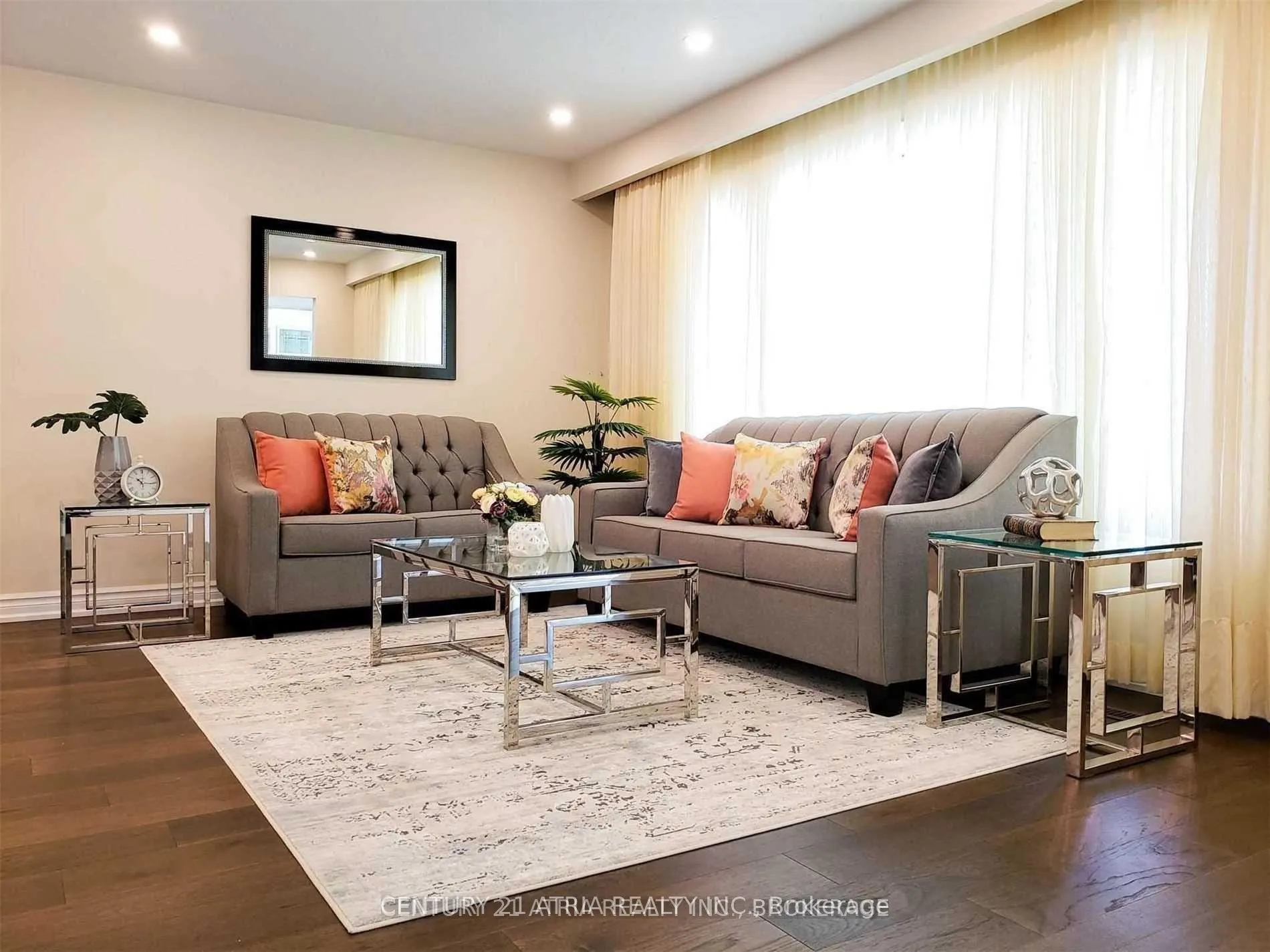 Photo 5 of 27 Fonthill Boulevard, Markham, Unionville — HOMEH