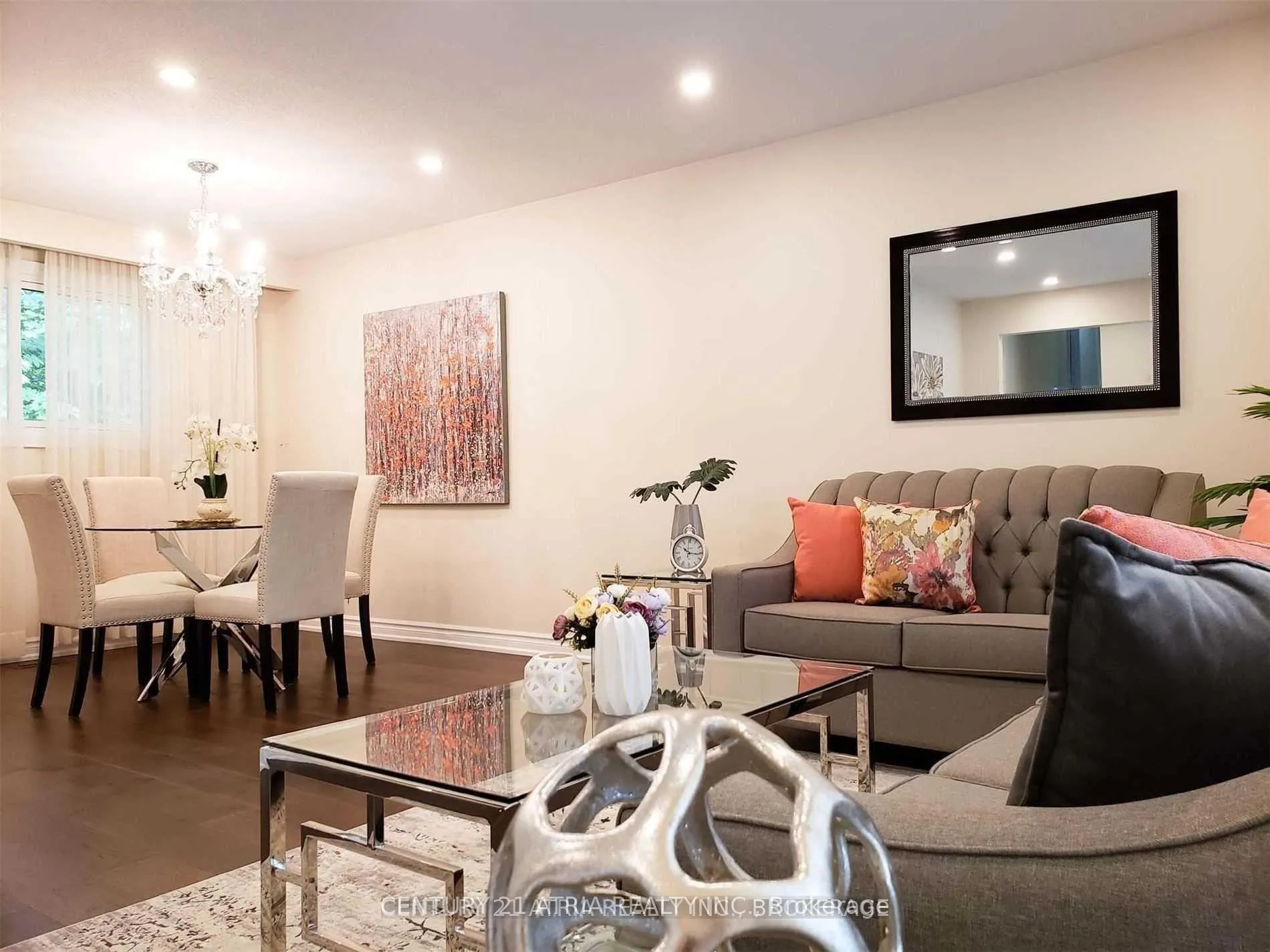 Photo 7 of 27 Fonthill Boulevard, Markham, Unionville — HOMEH