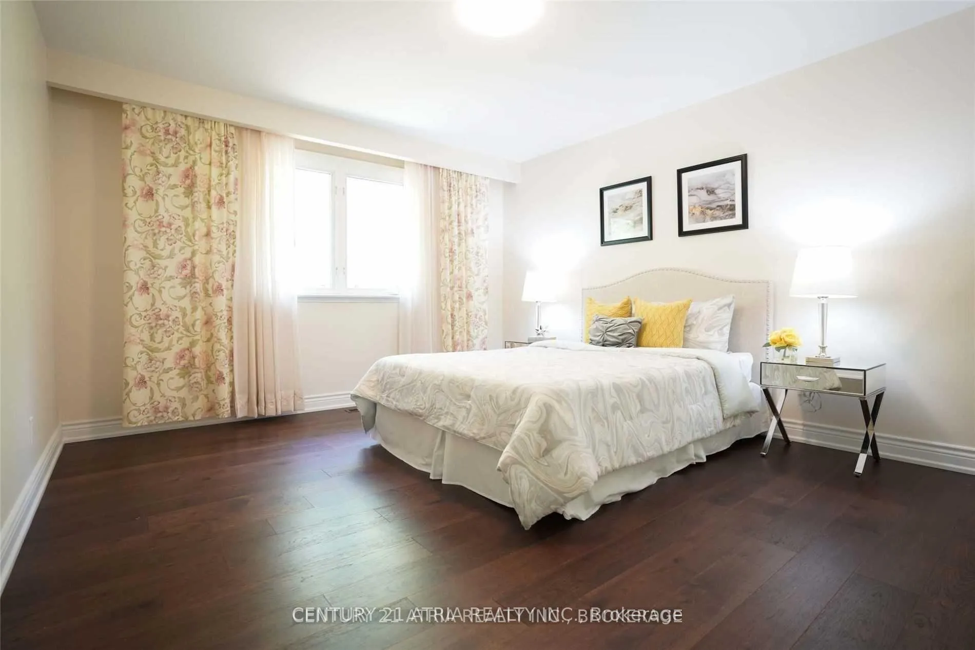 Photo 12 of 27 Fonthill Boulevard, Markham, Unionville — HOMEH