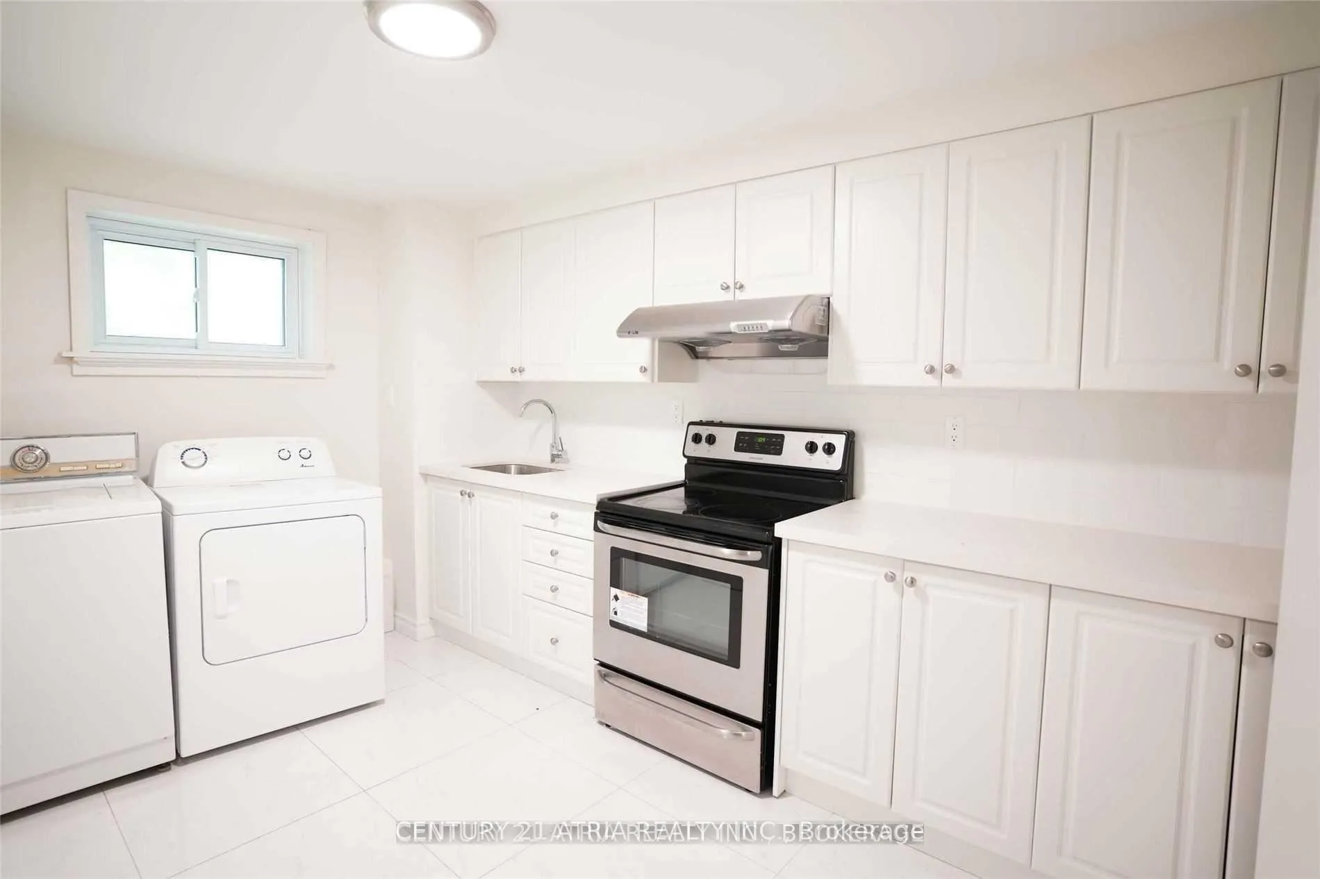 Photo 20 of 27 Fonthill Boulevard, Markham, Unionville — HOMEH