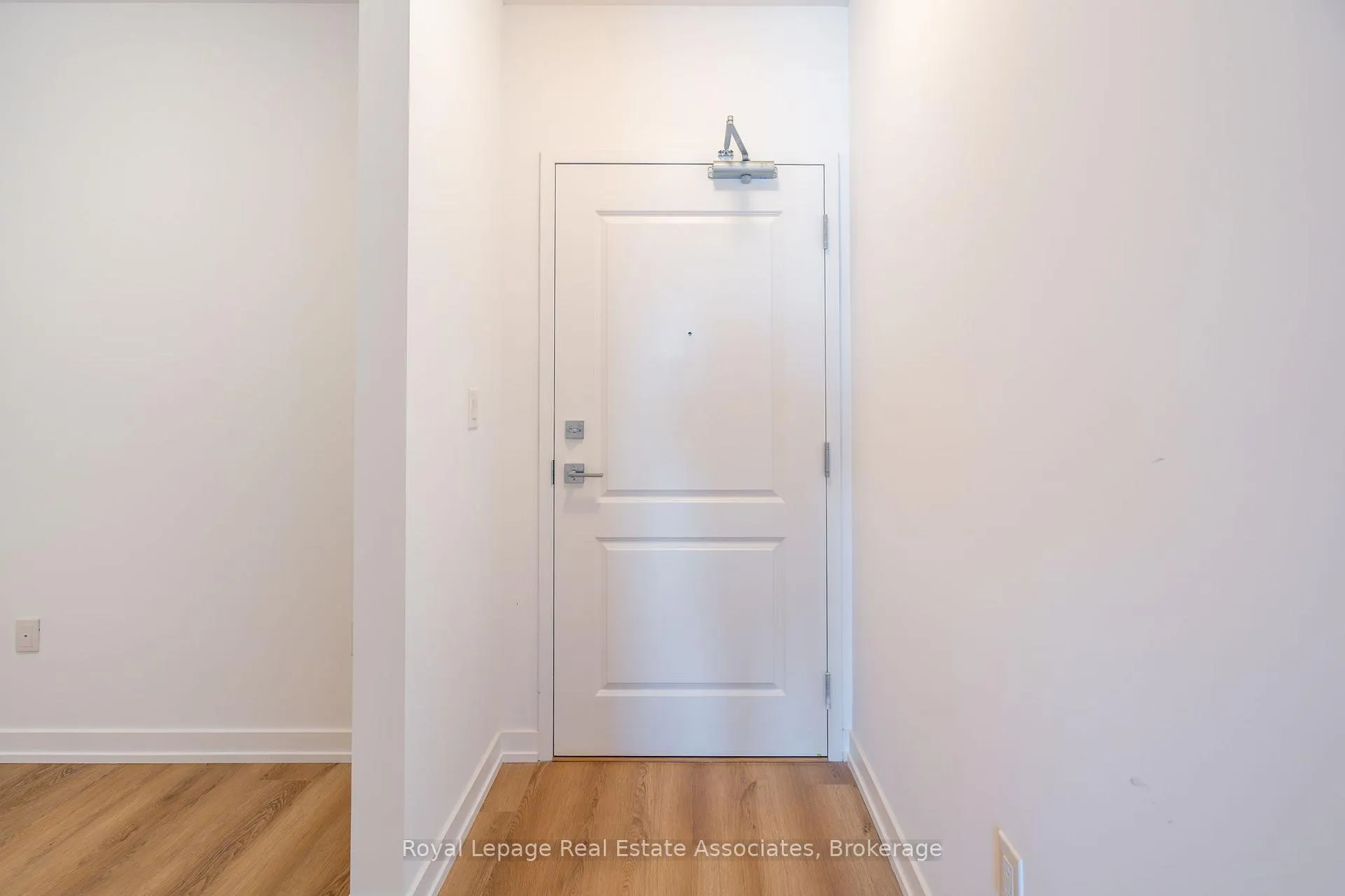 Photo 15 of Unit 706, 470 Dundas Street E, Hamilton, Waterdown — HOMEH