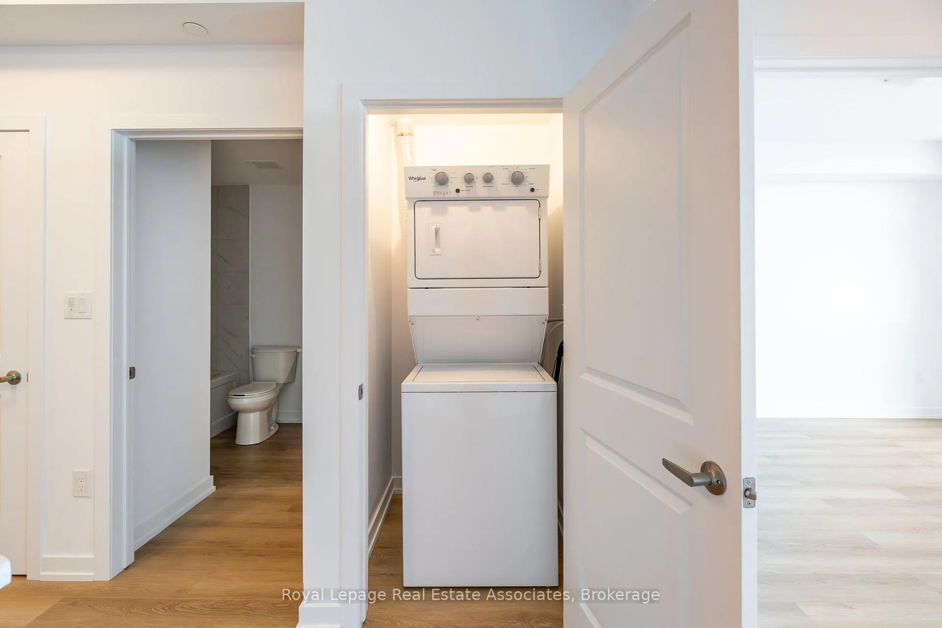 Photo 19 of Unit 706, 470 Dundas Street E, Hamilton, Waterdown — HOMEH